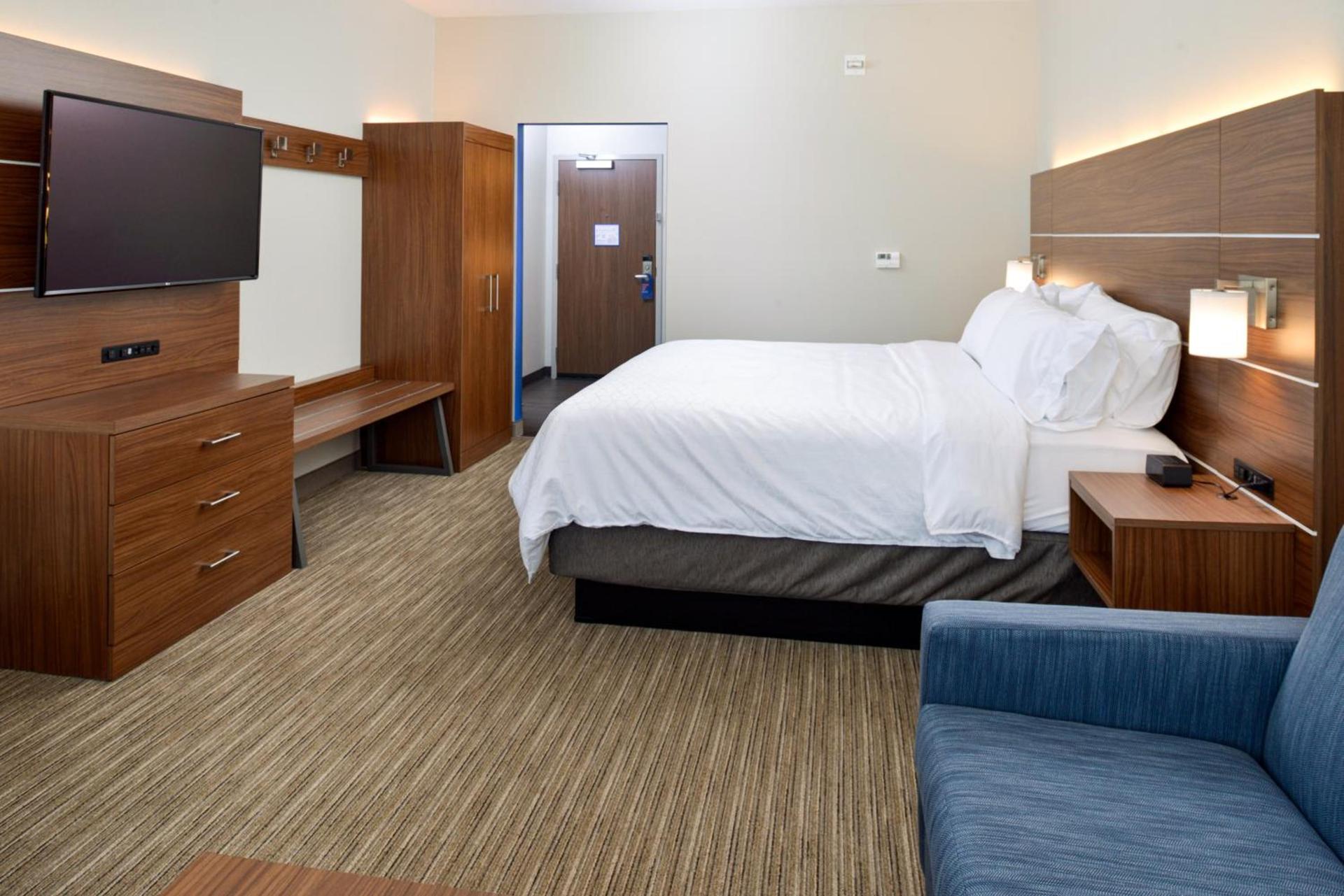 Holiday Inn Express & Suites - Elko by IHG photo 33