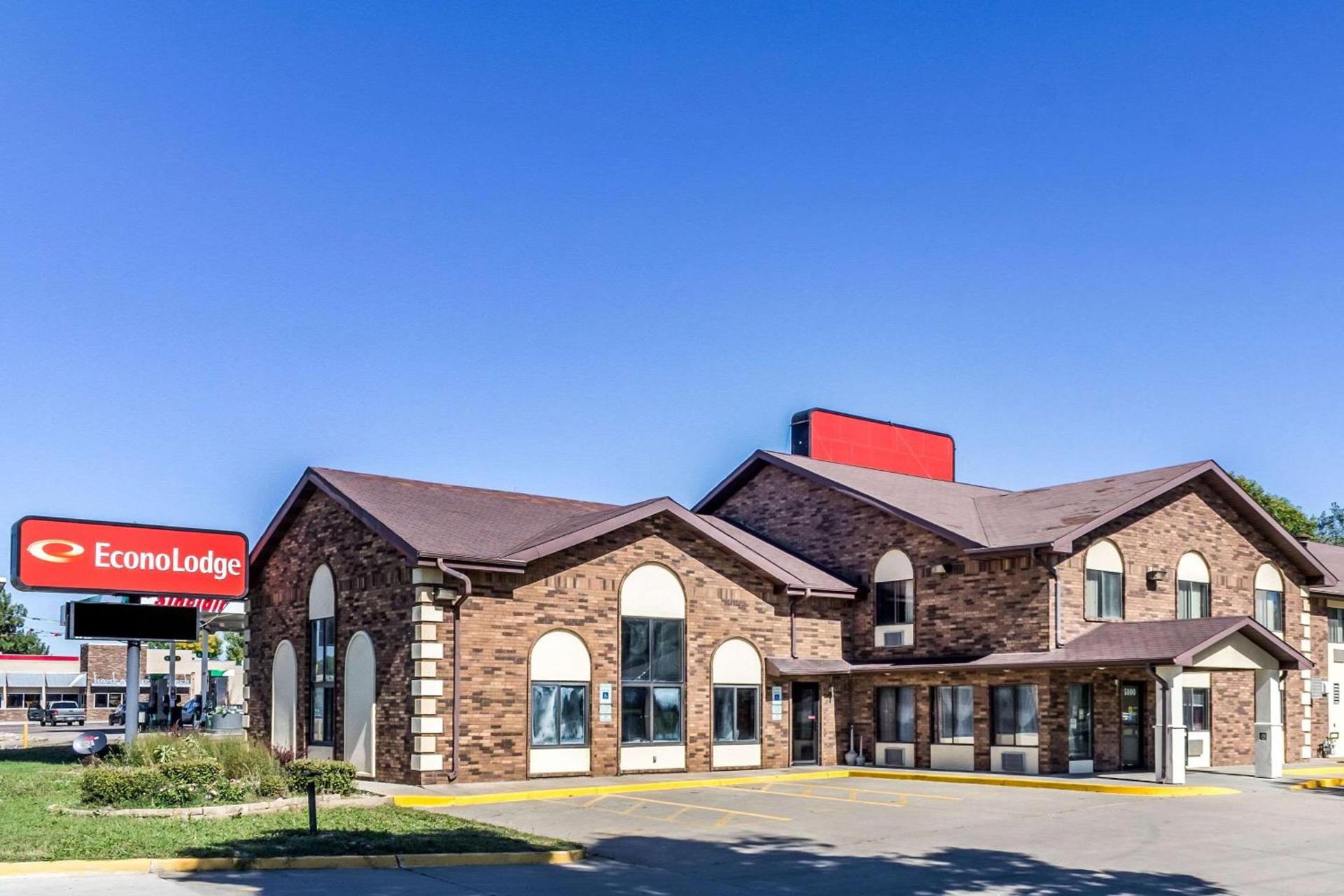 Econo Lodge Sioux Falls North photo 1