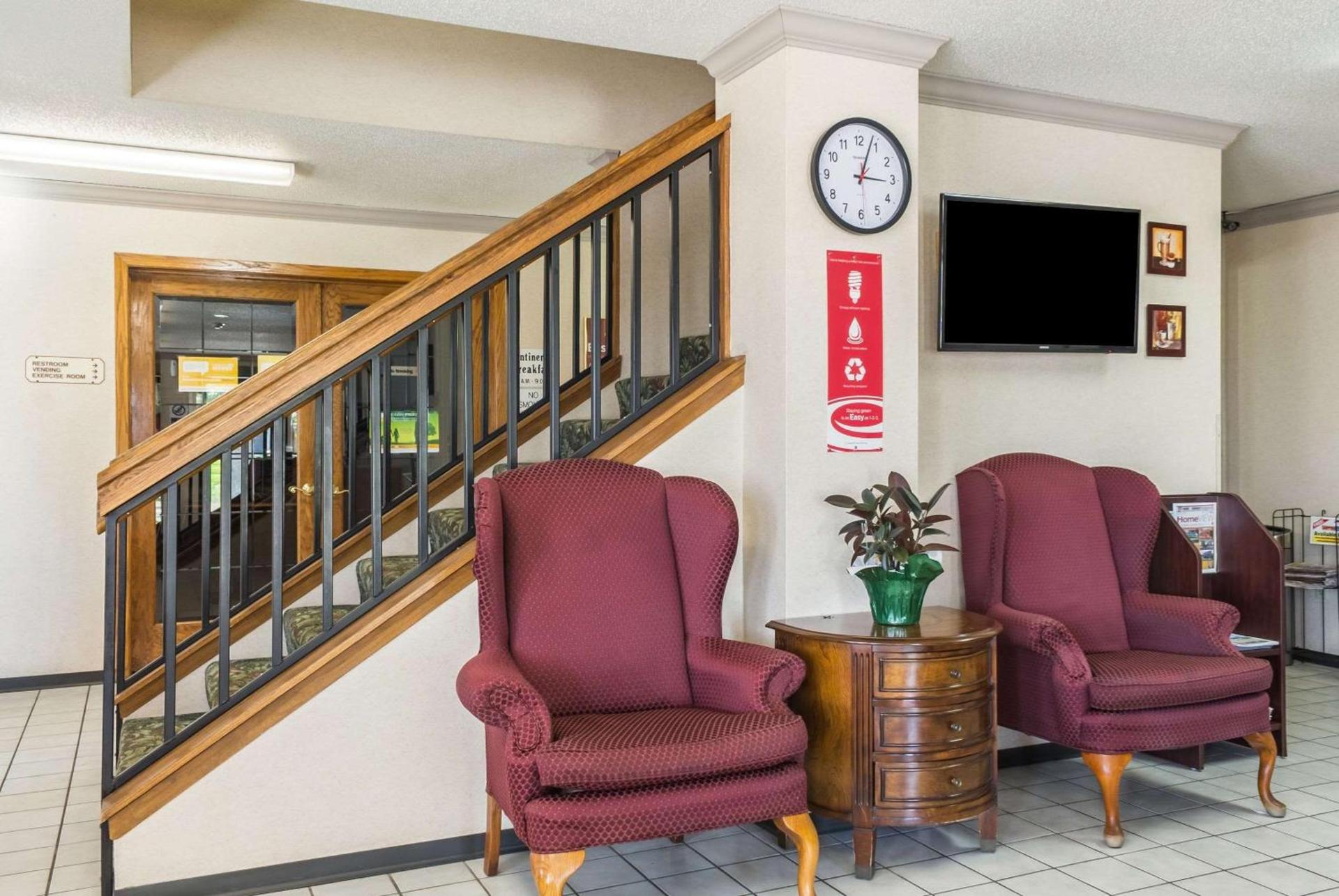 Econo Lodge Sioux Falls North photo 24