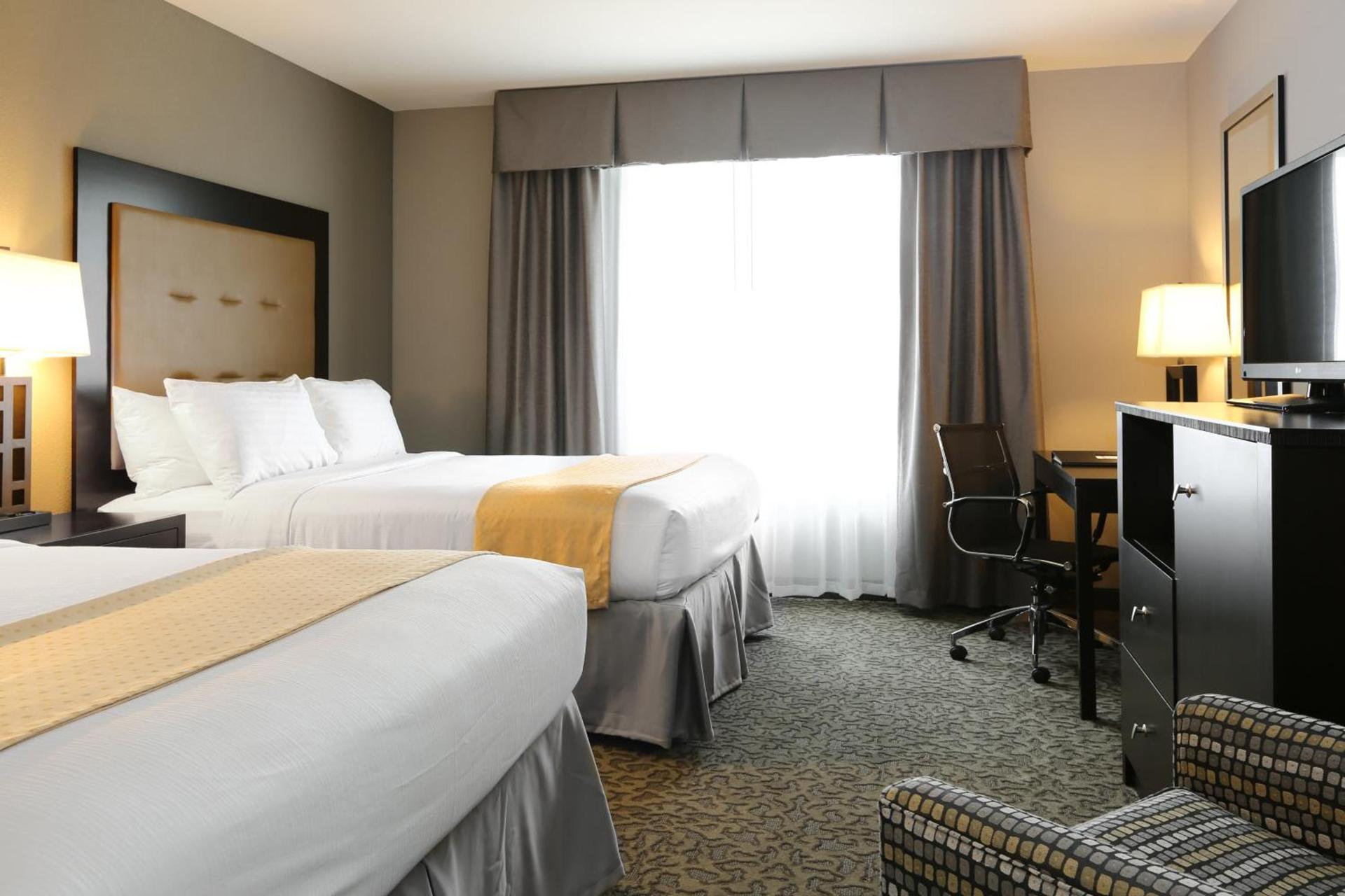 Holiday Inn and Suites East Peoria by IHG photo 63
