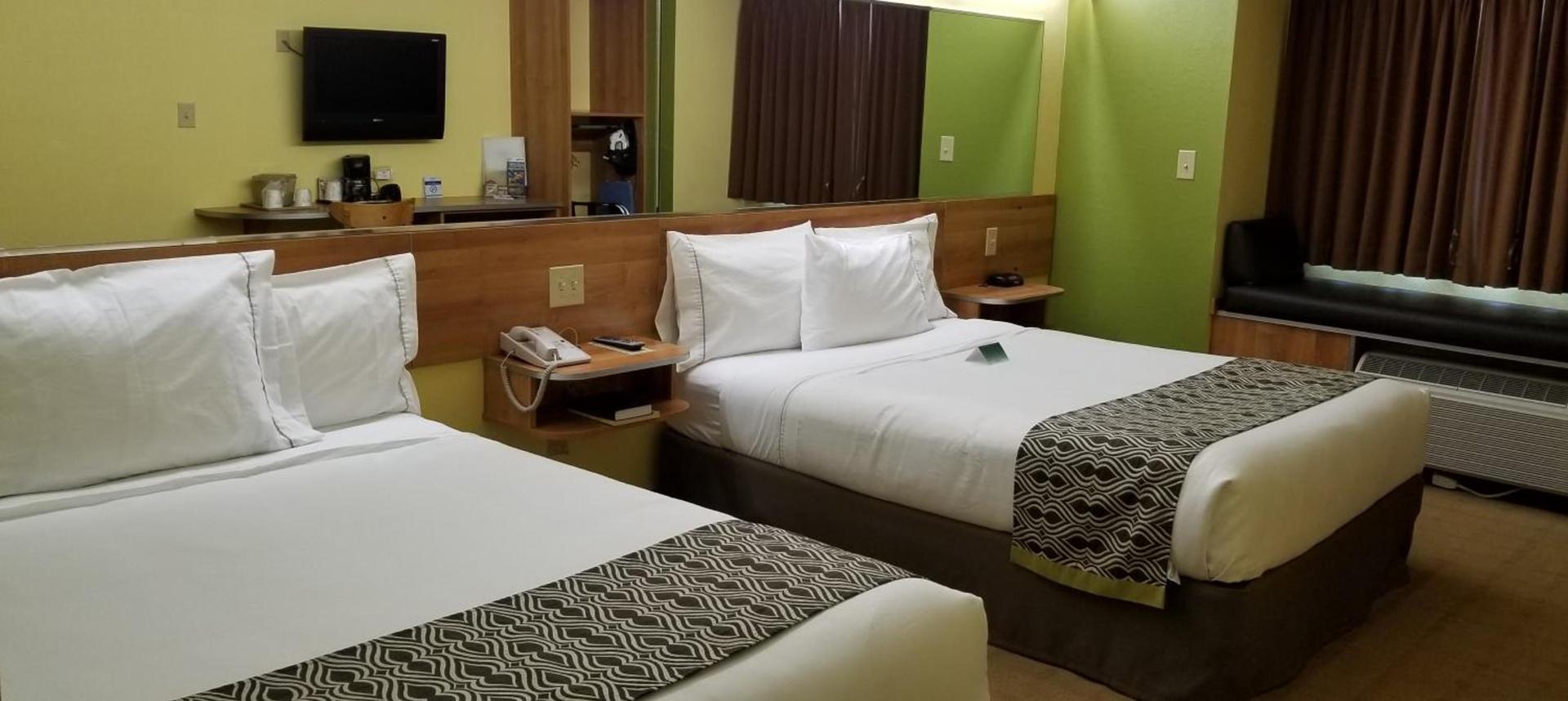 Microtel Inn & Suites by Wyndham Delphos photo 32
