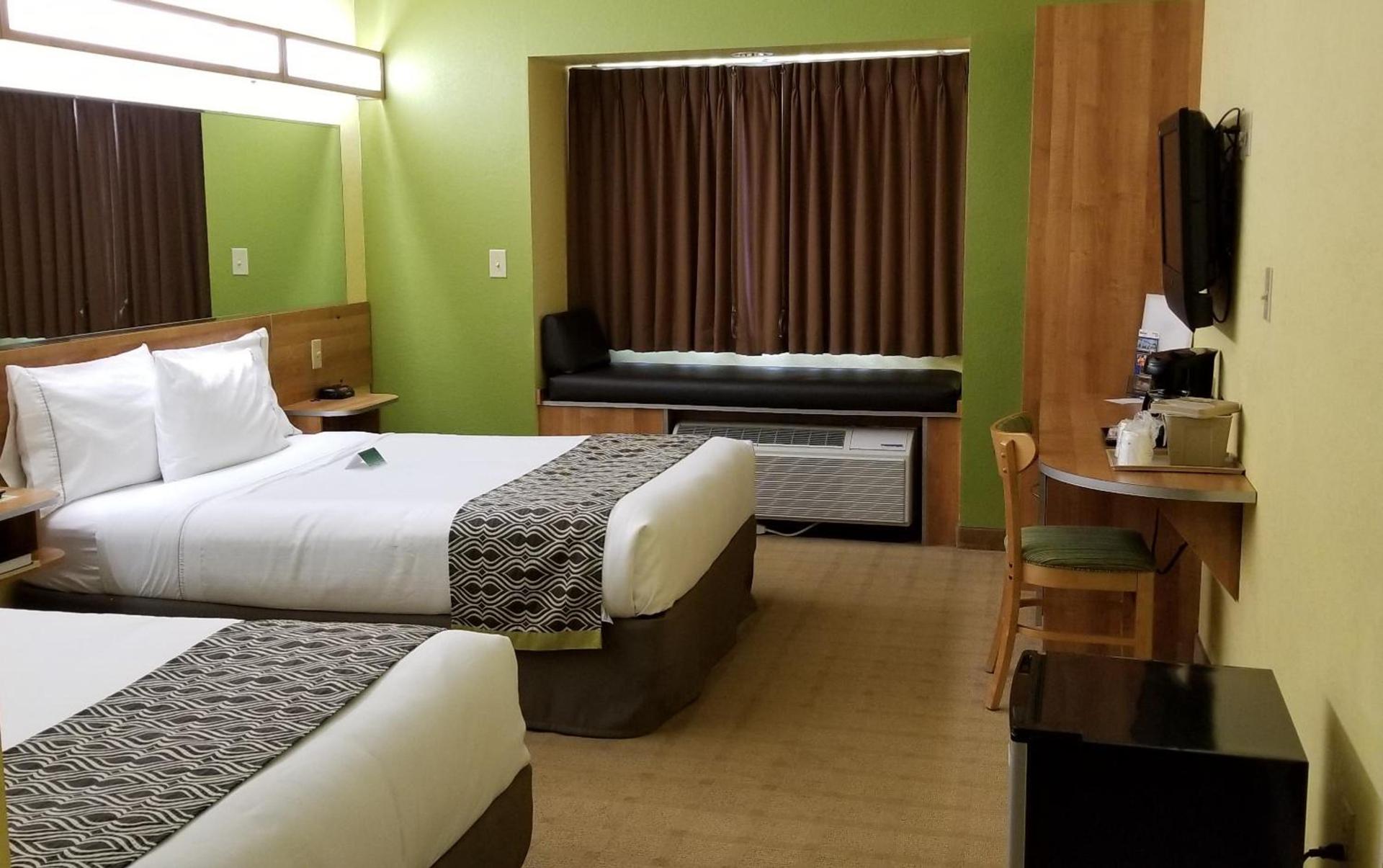 Microtel Inn & Suites by Wyndham Delphos photo 31