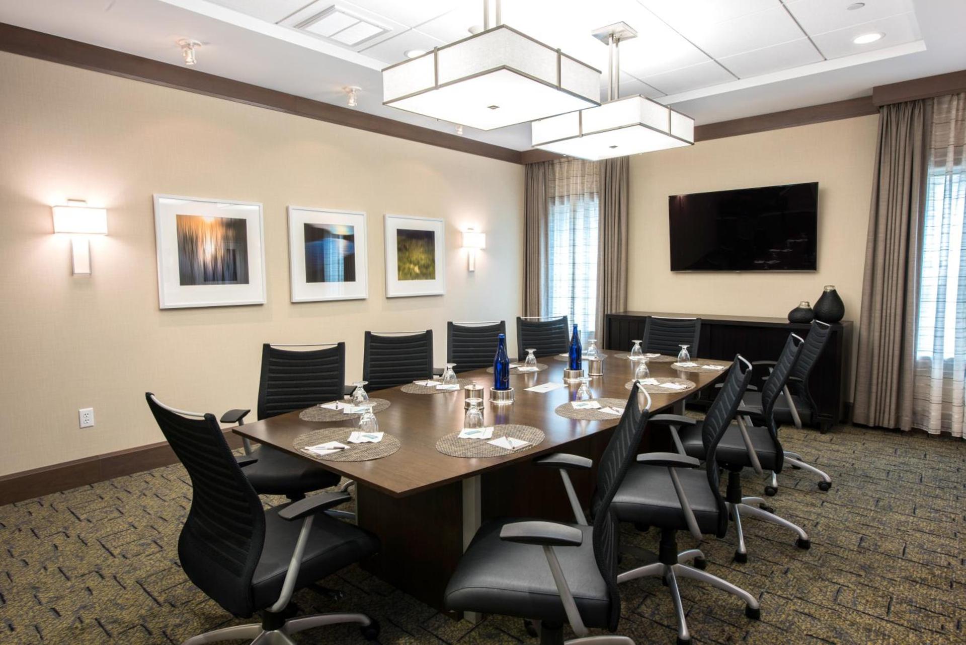 Staybridge Suites Albany Wolf Rd-Colonie Center by IHG photo 43