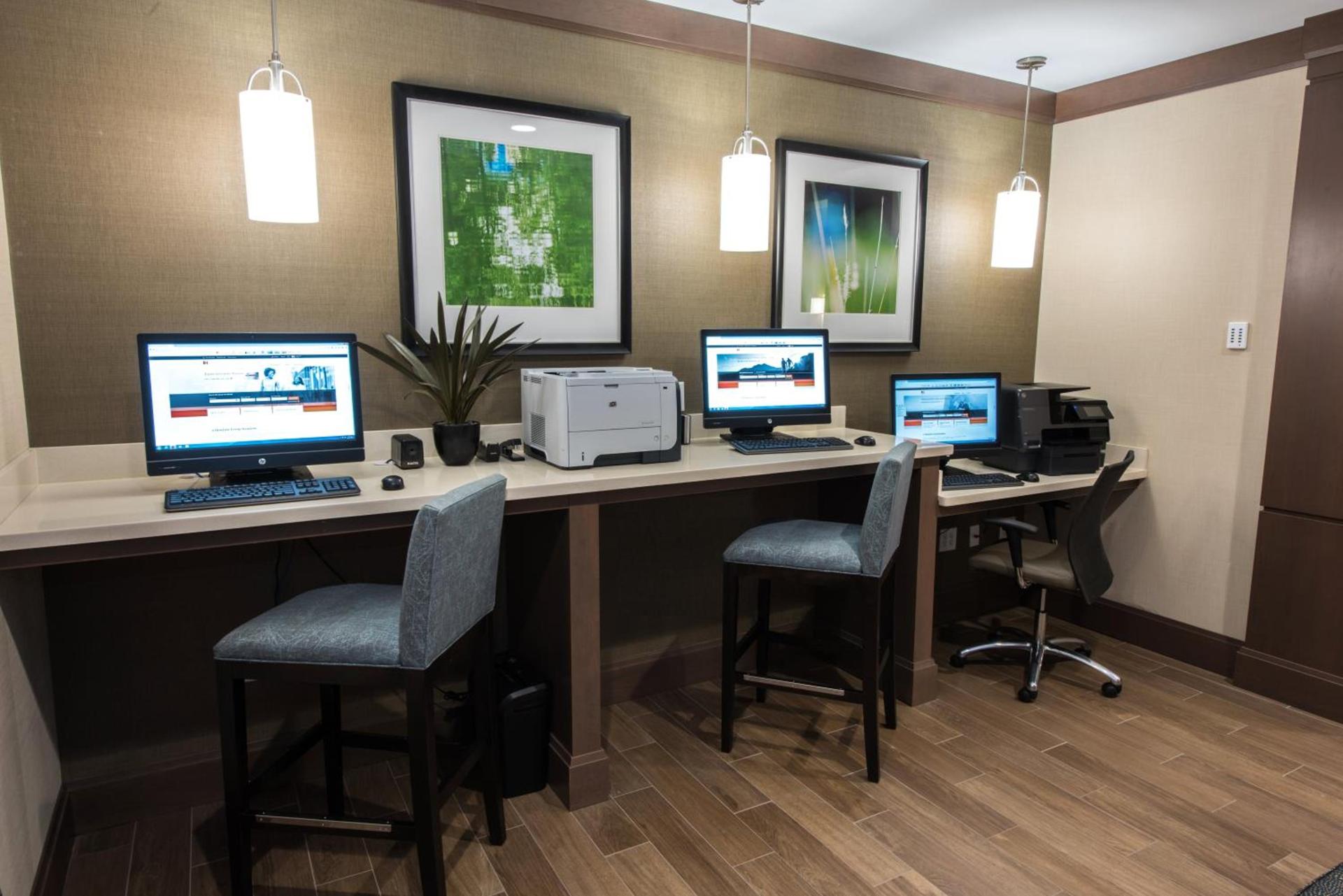 Staybridge Suites Albany Wolf Rd-Colonie Center by IHG photo 39