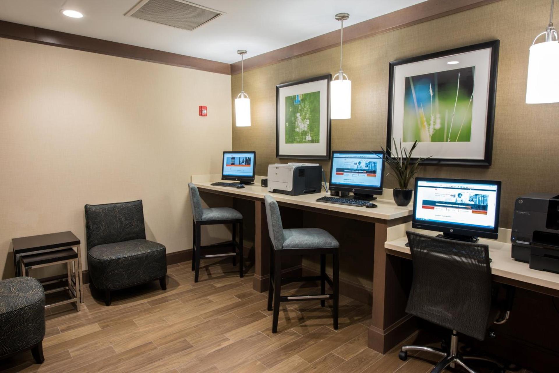 Staybridge Suites Albany Wolf Rd-Colonie Center by IHG photo 37