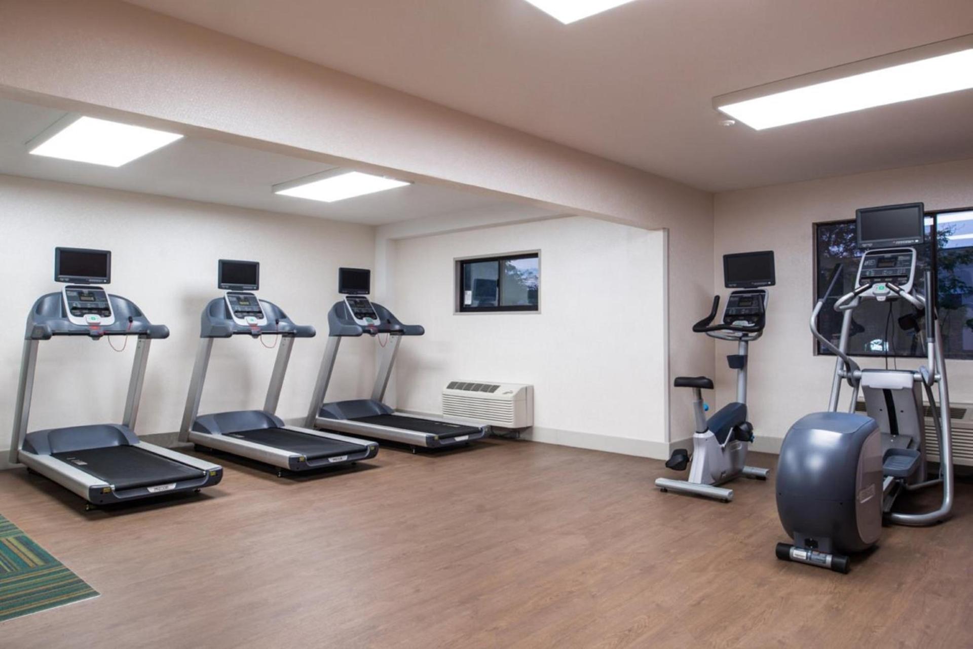 Holiday Inn Express Walnut Creek by IHG photo 27