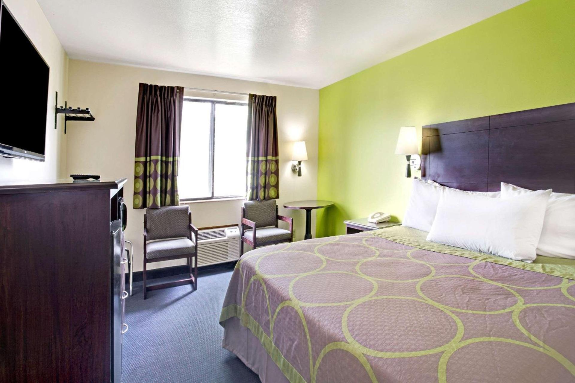 Super 8 by Wyndham Ogden, Utah photo 14