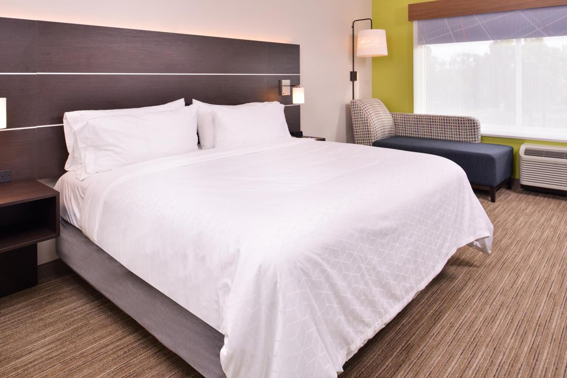 Holiday Inn Express & Suites - Mall of America - MSP Airport by IHG photo 67