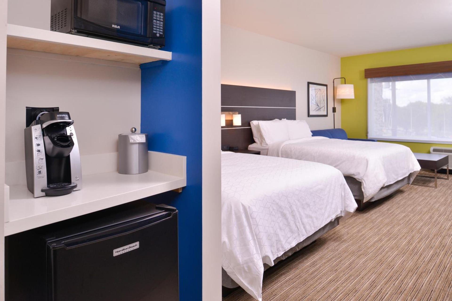 Holiday Inn Express & Suites - Mall of America - MSP Airport by IHG photo 51