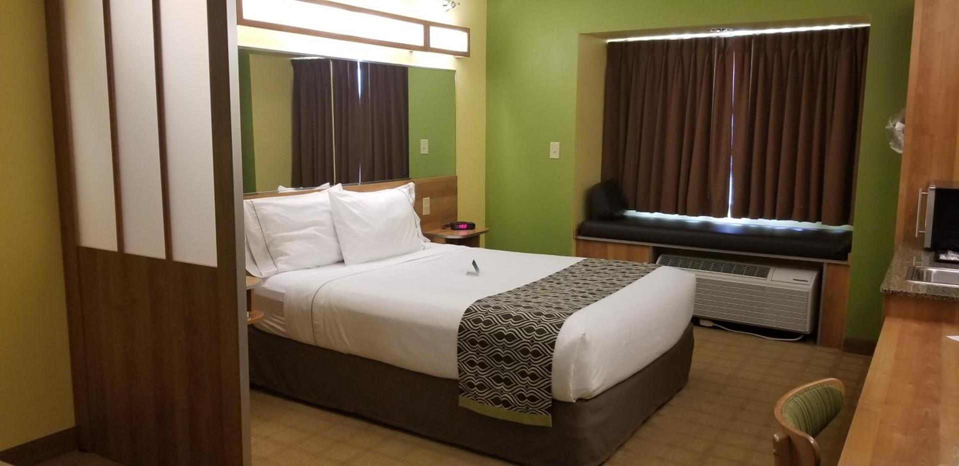 Microtel Inn & Suites by Wyndham Delphos photo 25