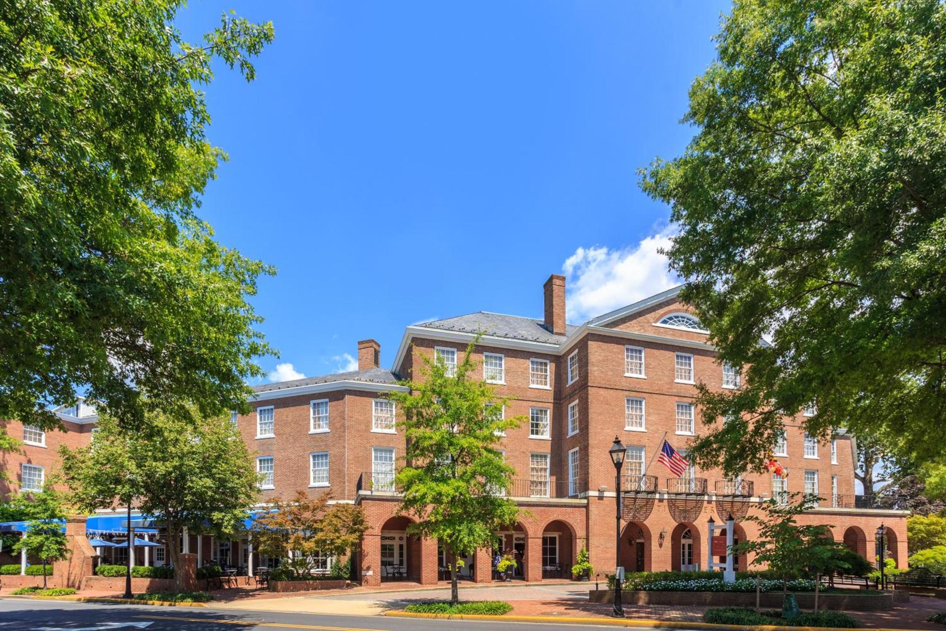 The Tidewater Inn photo 3