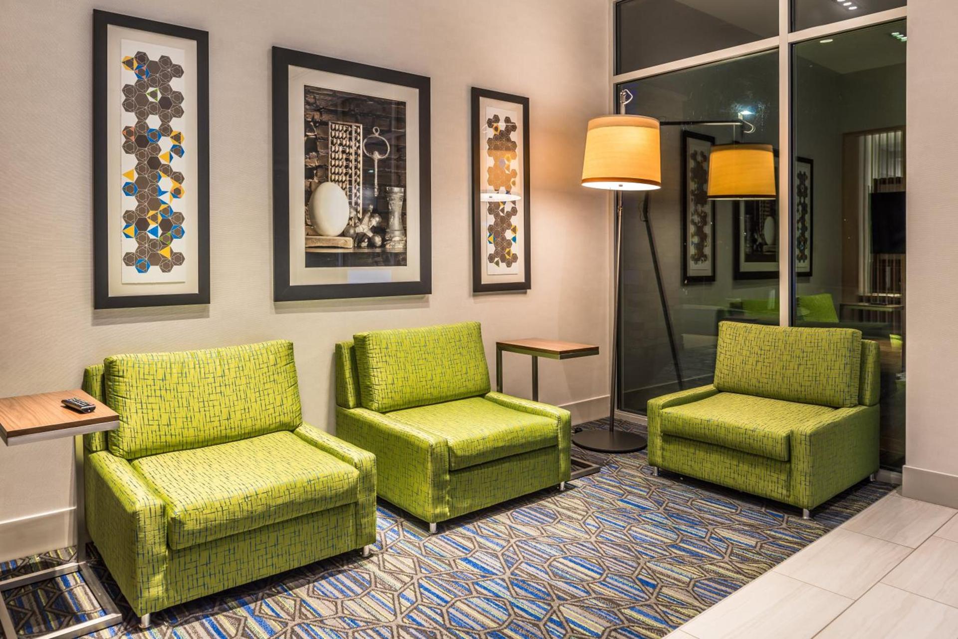 Holiday Inn Express & Suites Farmville by IHG photo 22