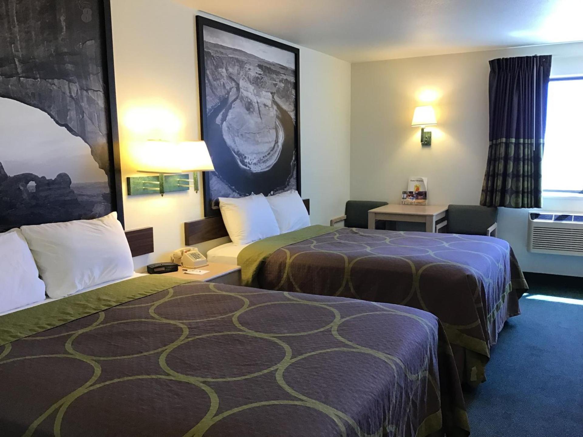 Arch Canyon Inn photo 11