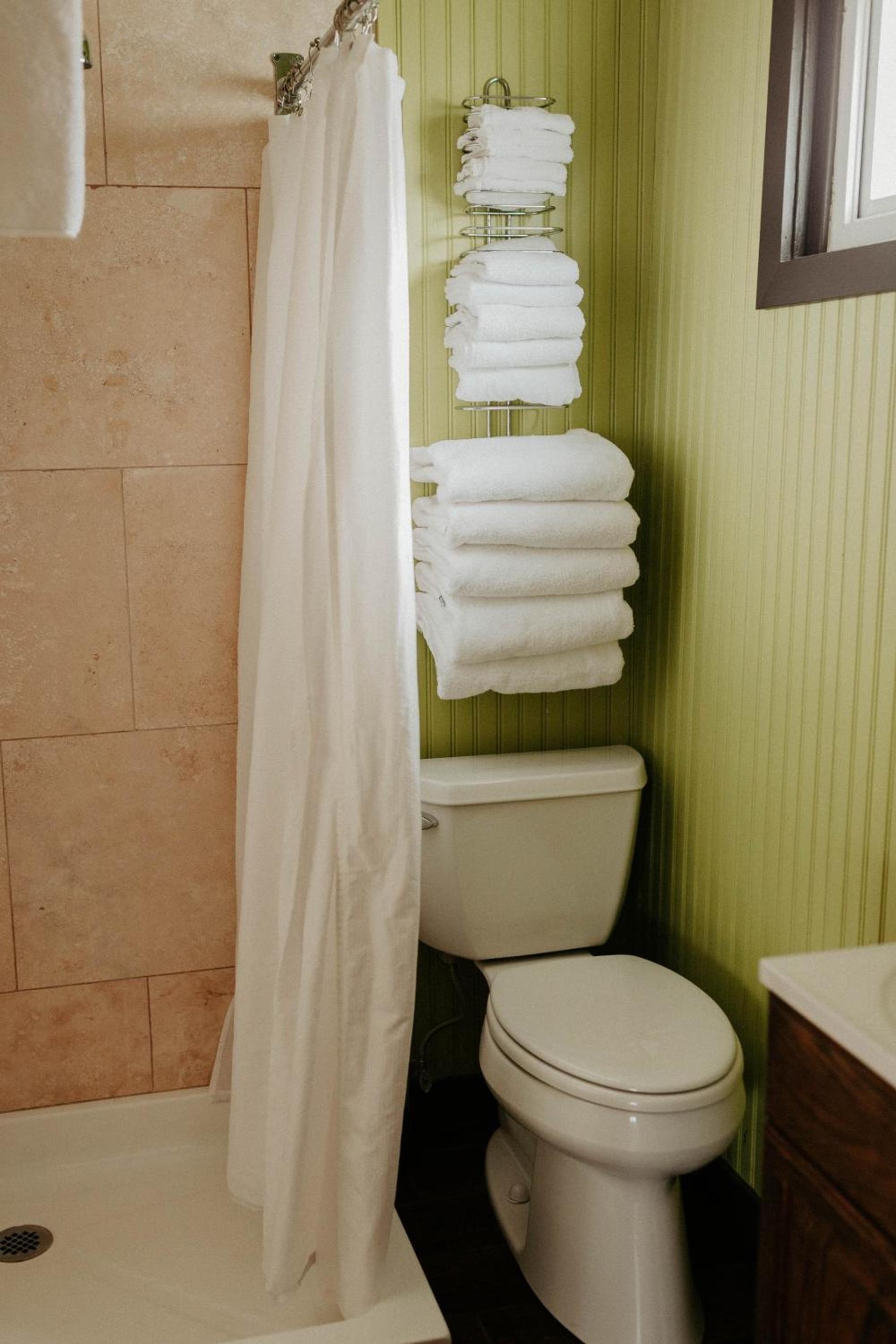 Pitchwood Inn photo 40