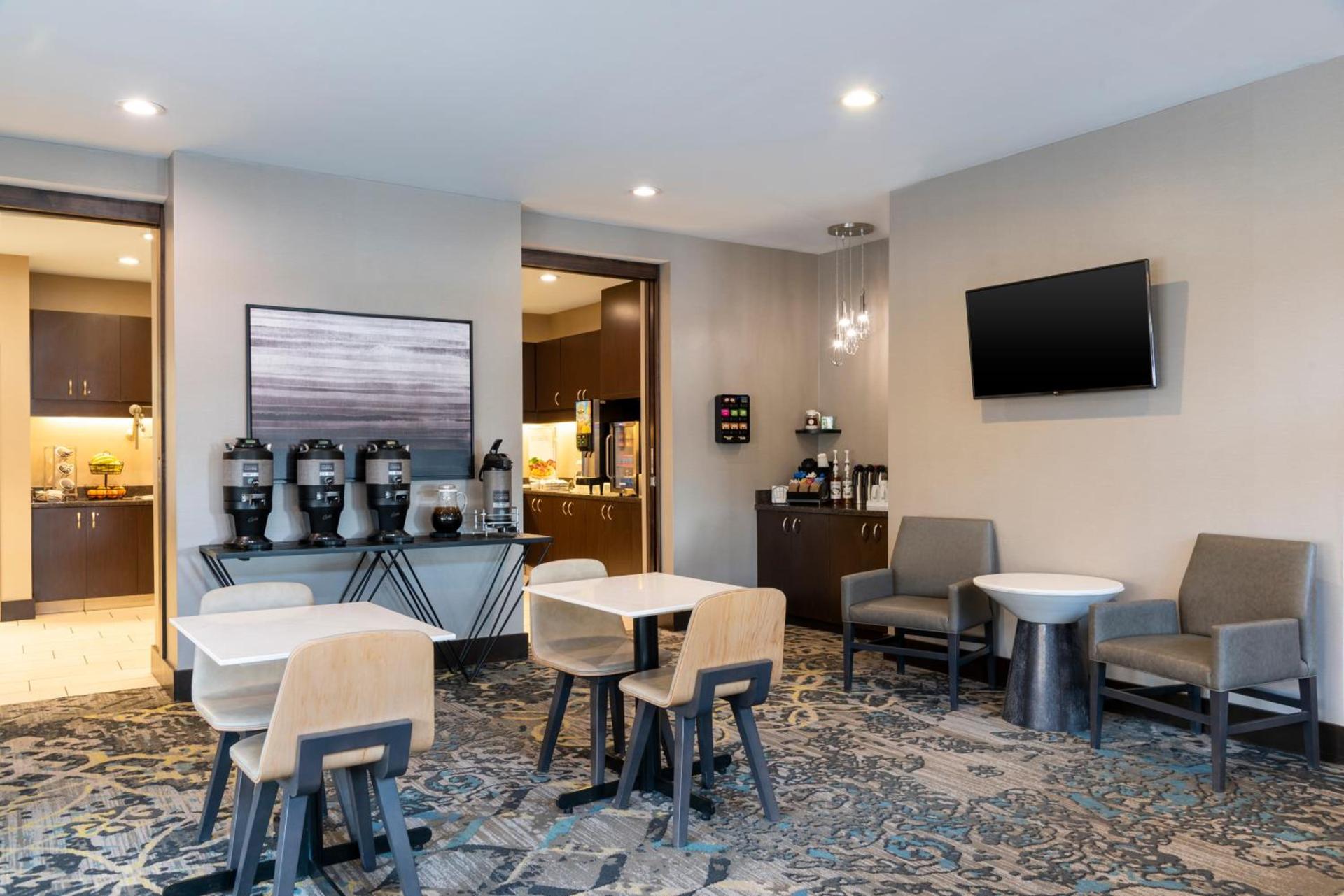 Residence Inn by Marriott Midland photo 11