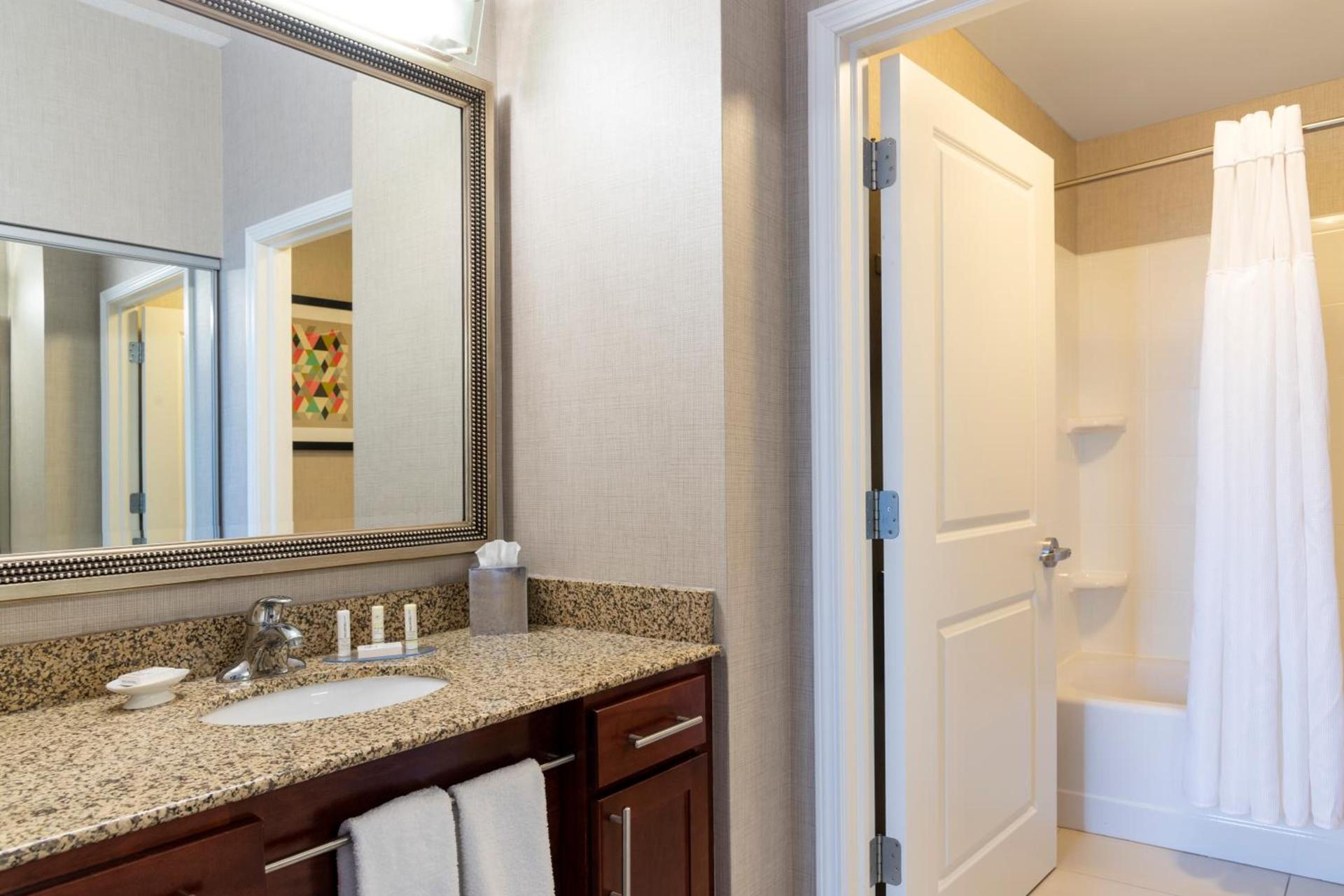 Residence Inn by Marriott Midland photo 8