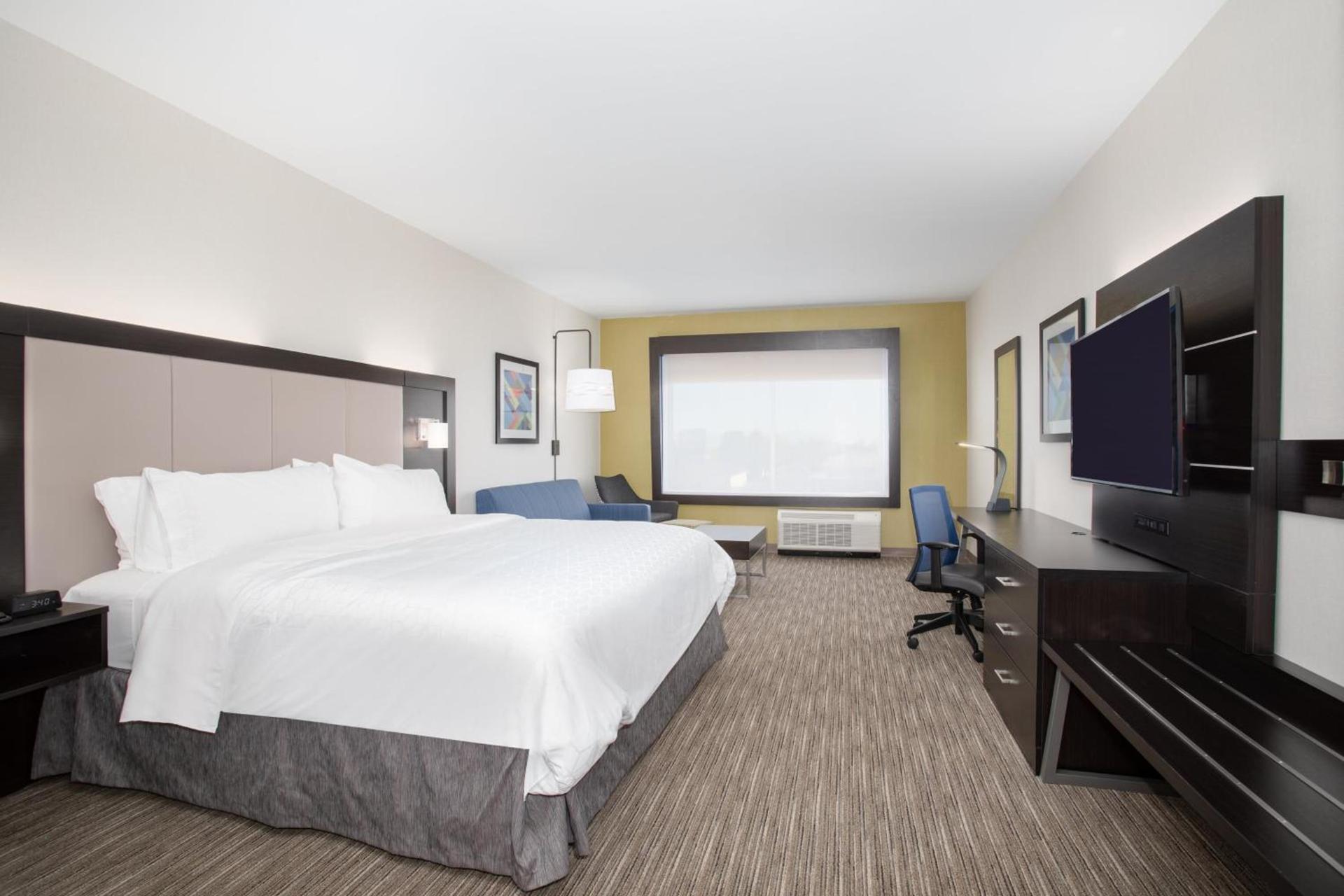 Holiday Inn Express & Suites - Ely by IHG photo 42