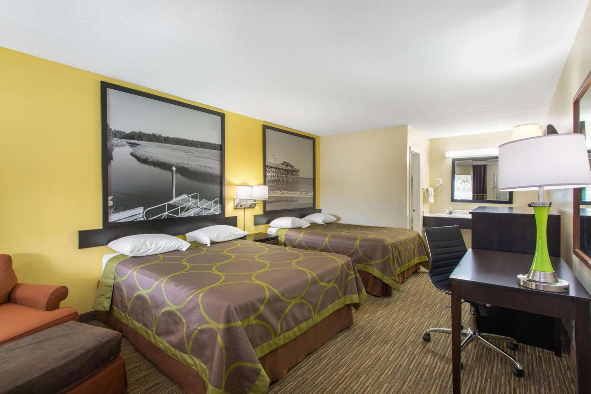 Super 8 by Wyndham Florence photo 7