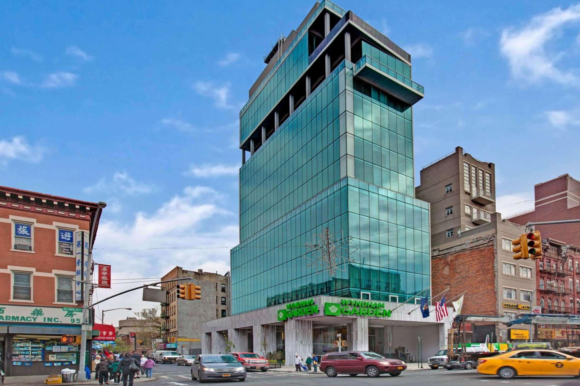 Wyndham Garden Chinatown photo 1