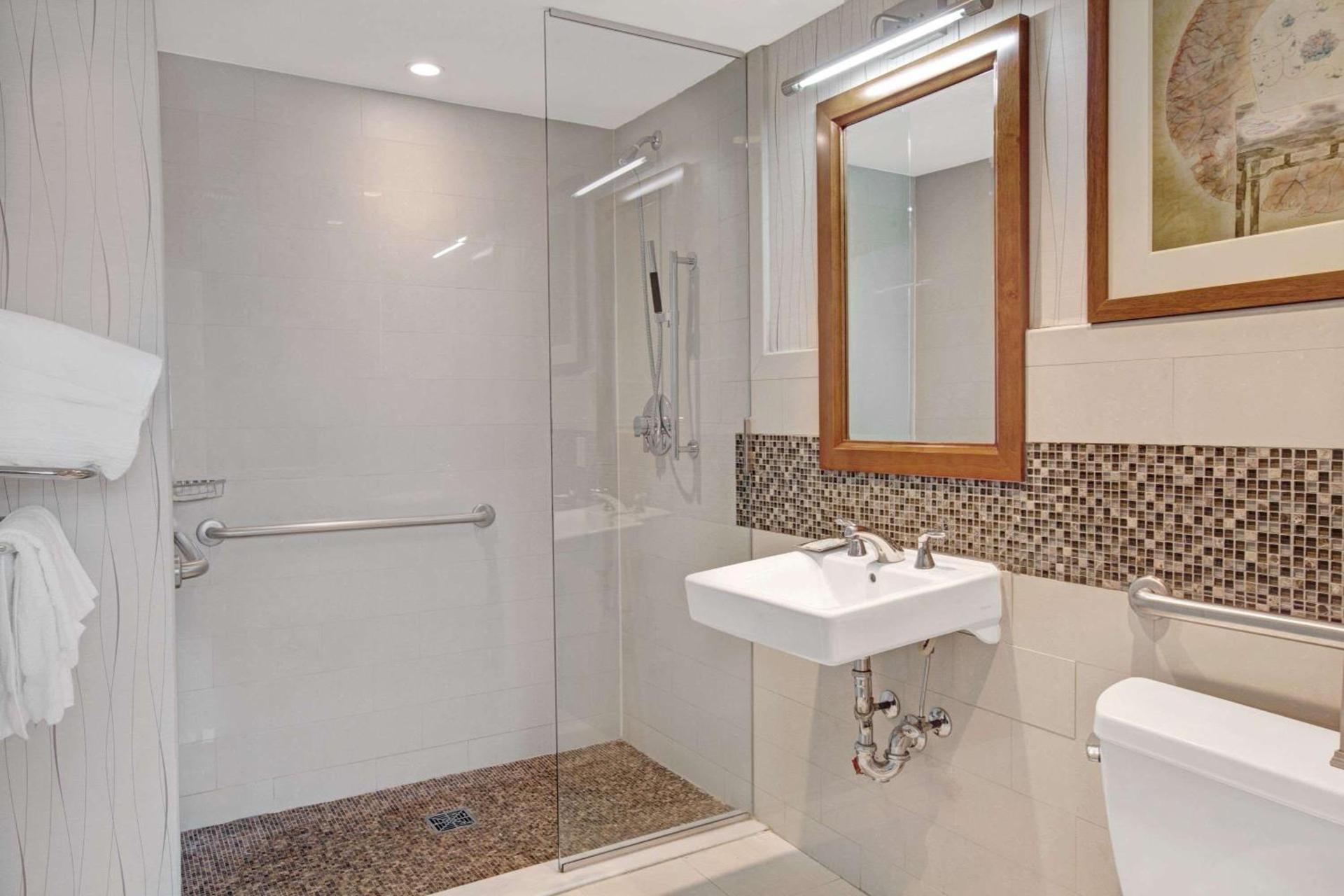 Wyndham Garden Chinatown photo 16