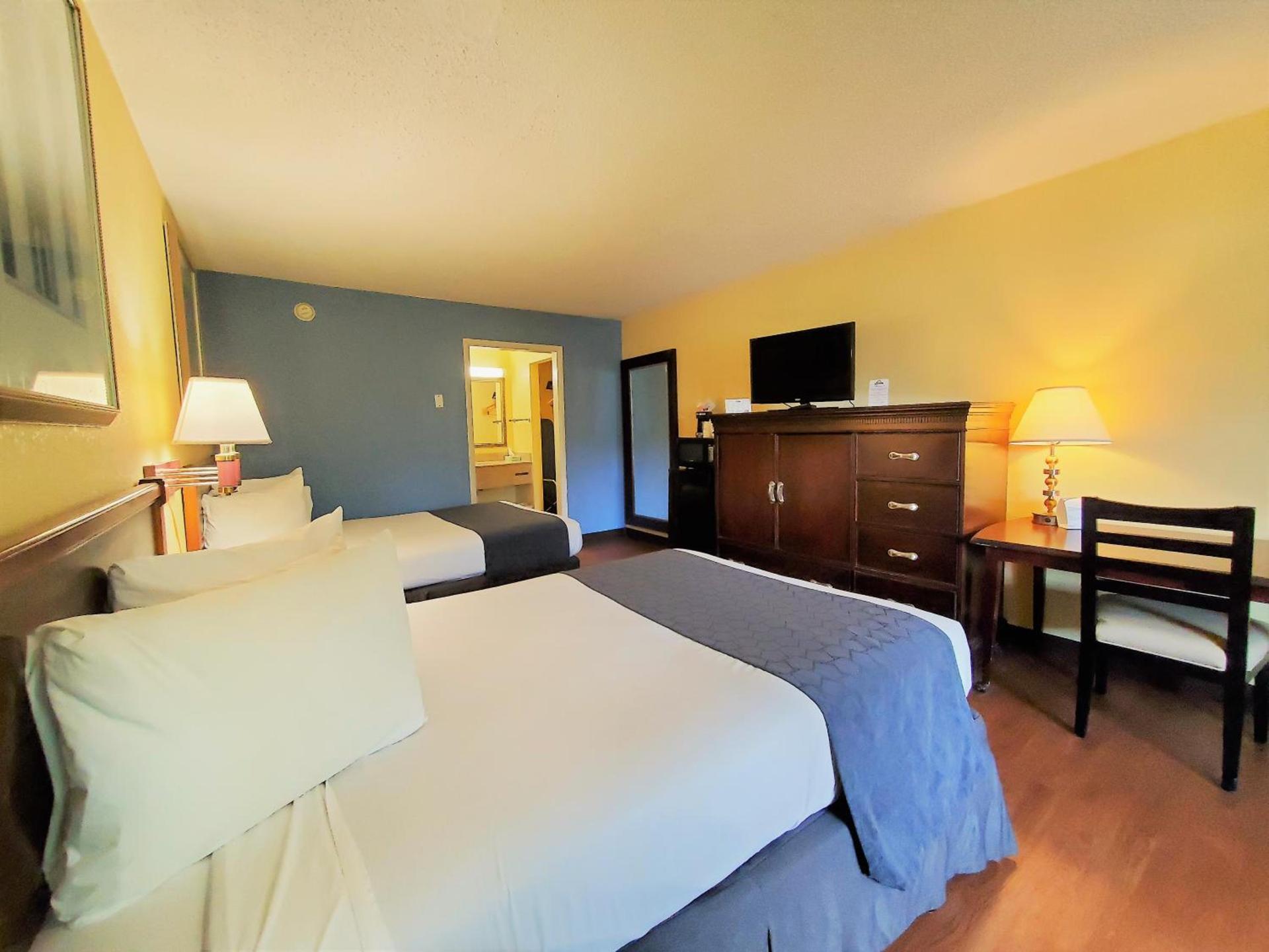 Days Inn by Wyndham Towson photo 21