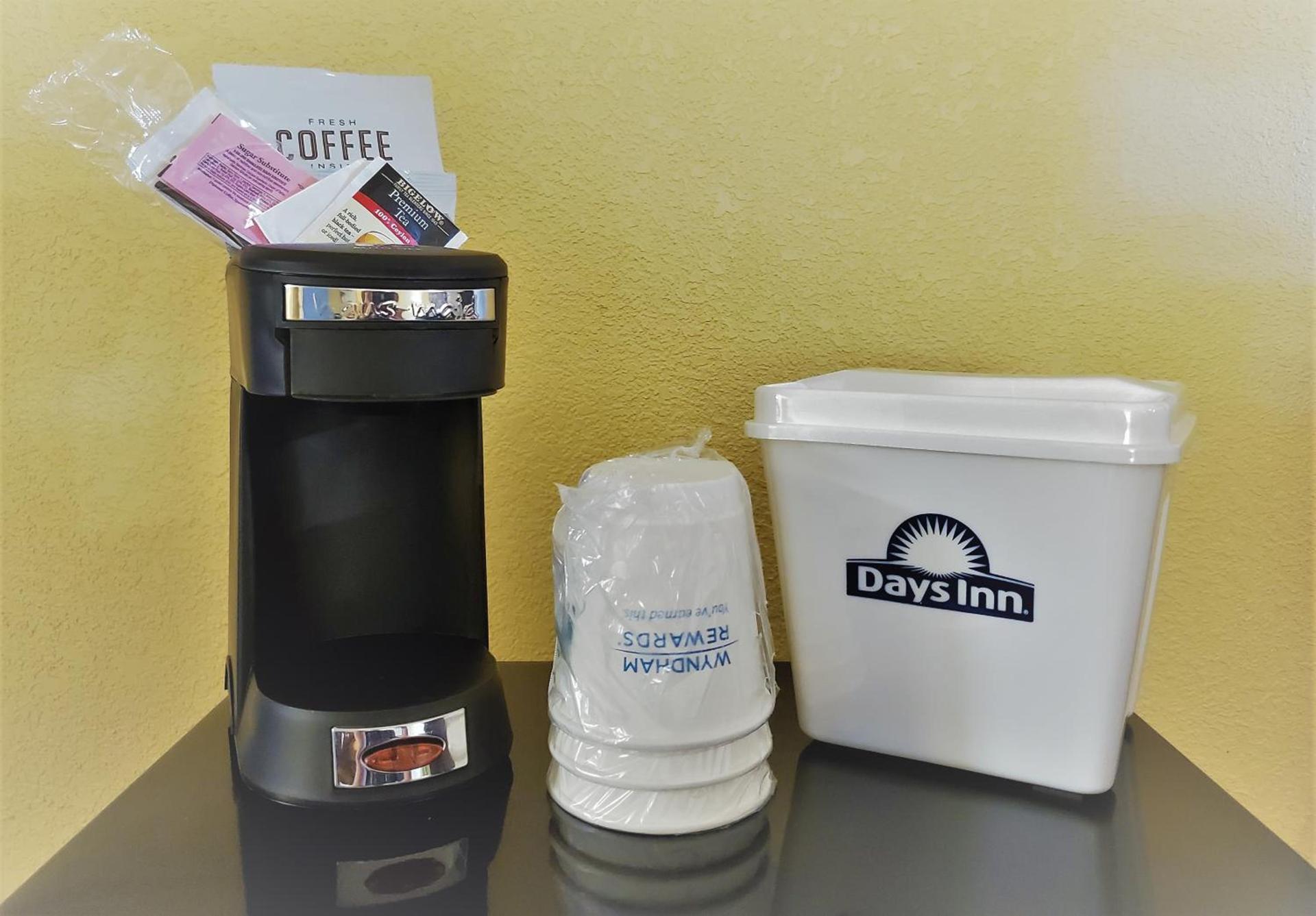 Days Inn by Wyndham Towson photo 27