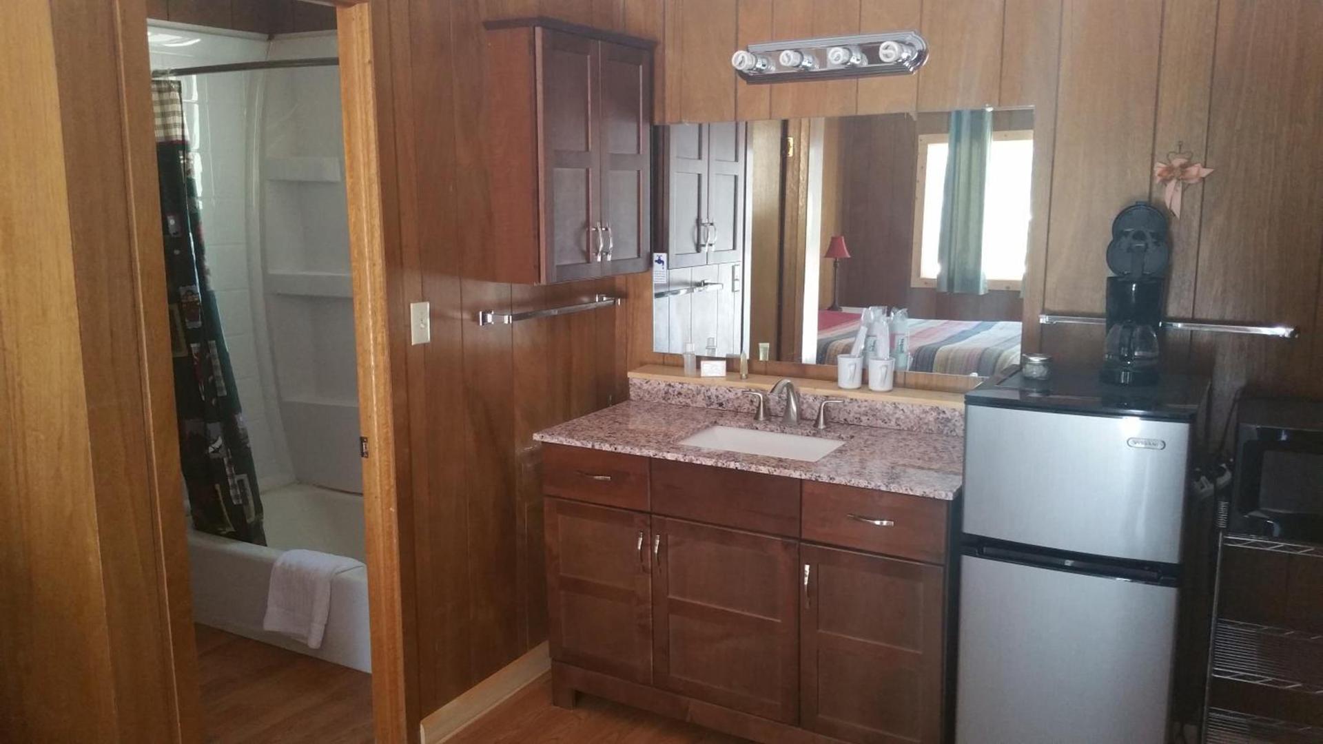 Alpine Moose Lodge photo 9