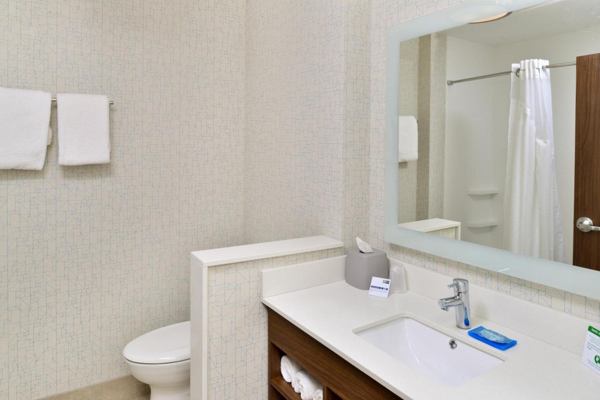 Holiday Inn Express & Suites - Ogallala by IHG photo 27