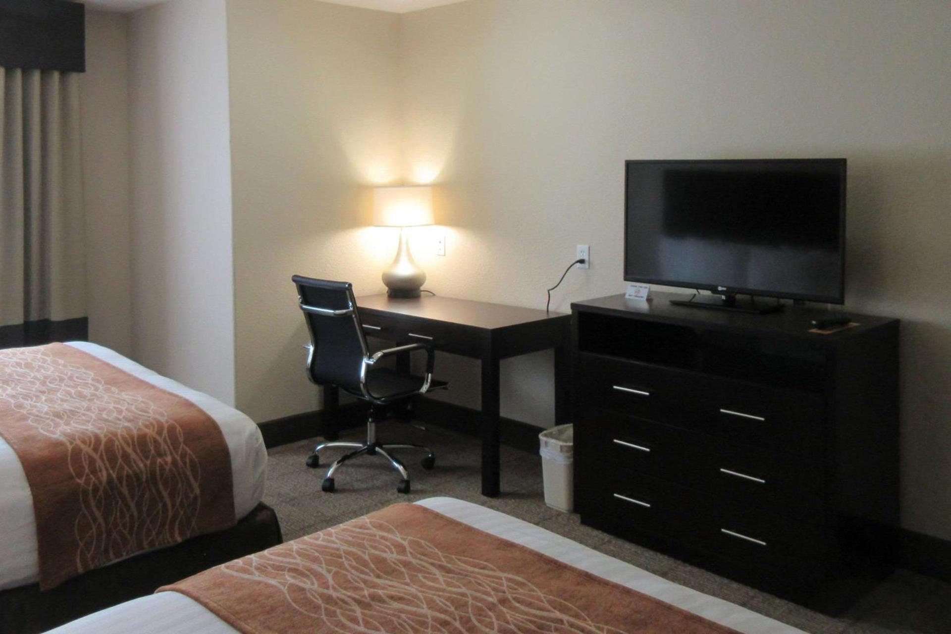 Comfort Inn & Suites Mojave photo 7