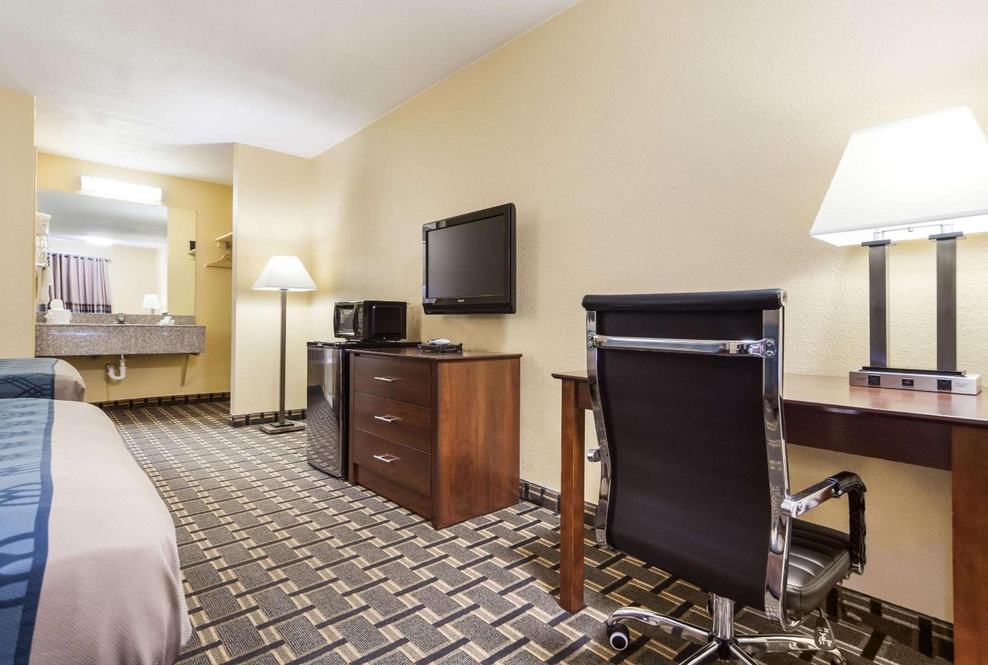 Rodeway Inn Lincoln West - University Area photo 20