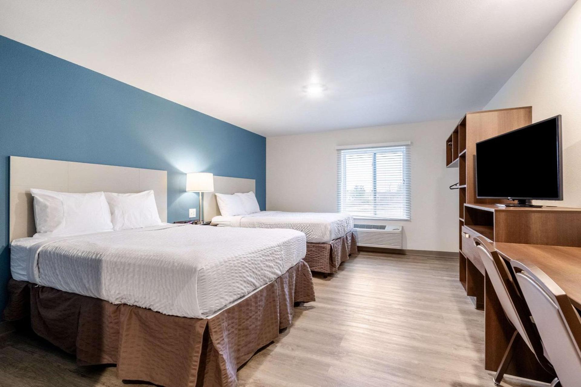 WoodSpring Suites Indianapolis Castleton photo 21