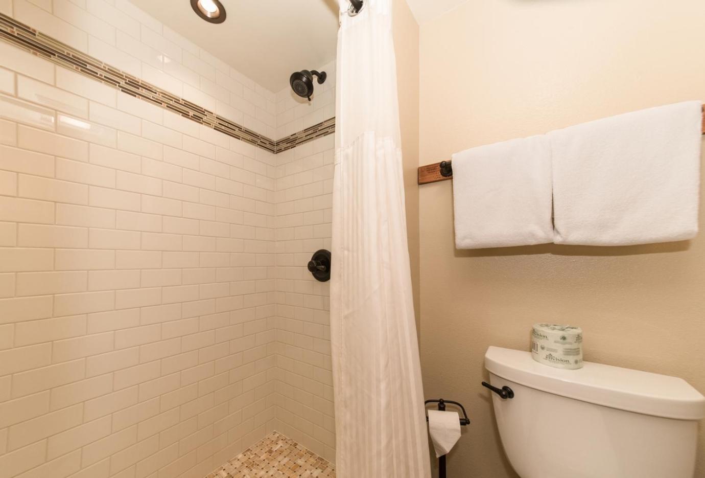 The Maxwell Inn photo 43