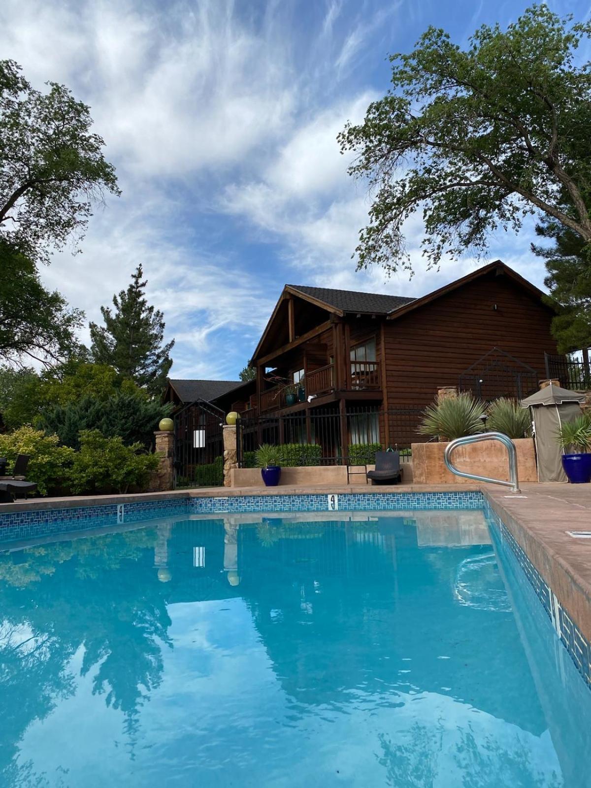 Flanigan`s Resort and Spa photo 2