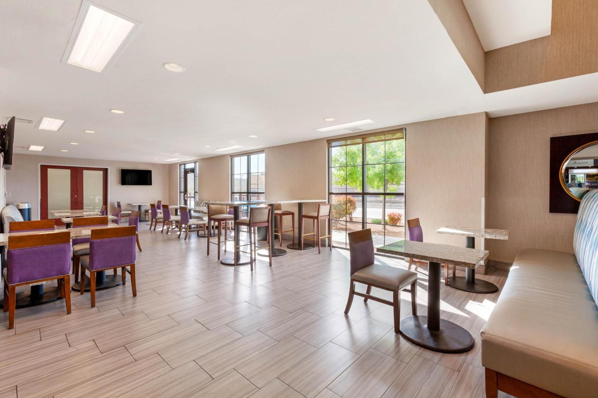 Comfort Suites of Las Cruces I-25 North photo 72