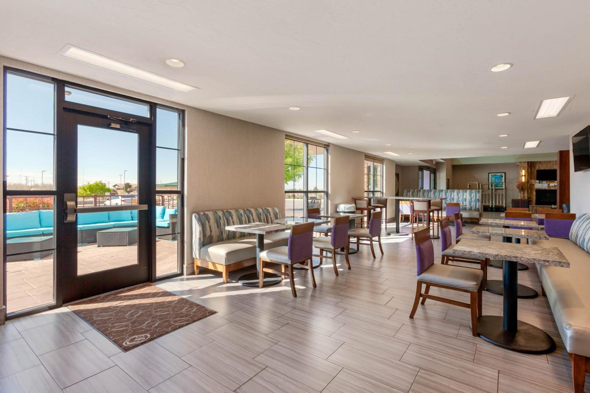 Comfort Suites of Las Cruces I-25 North photo 58