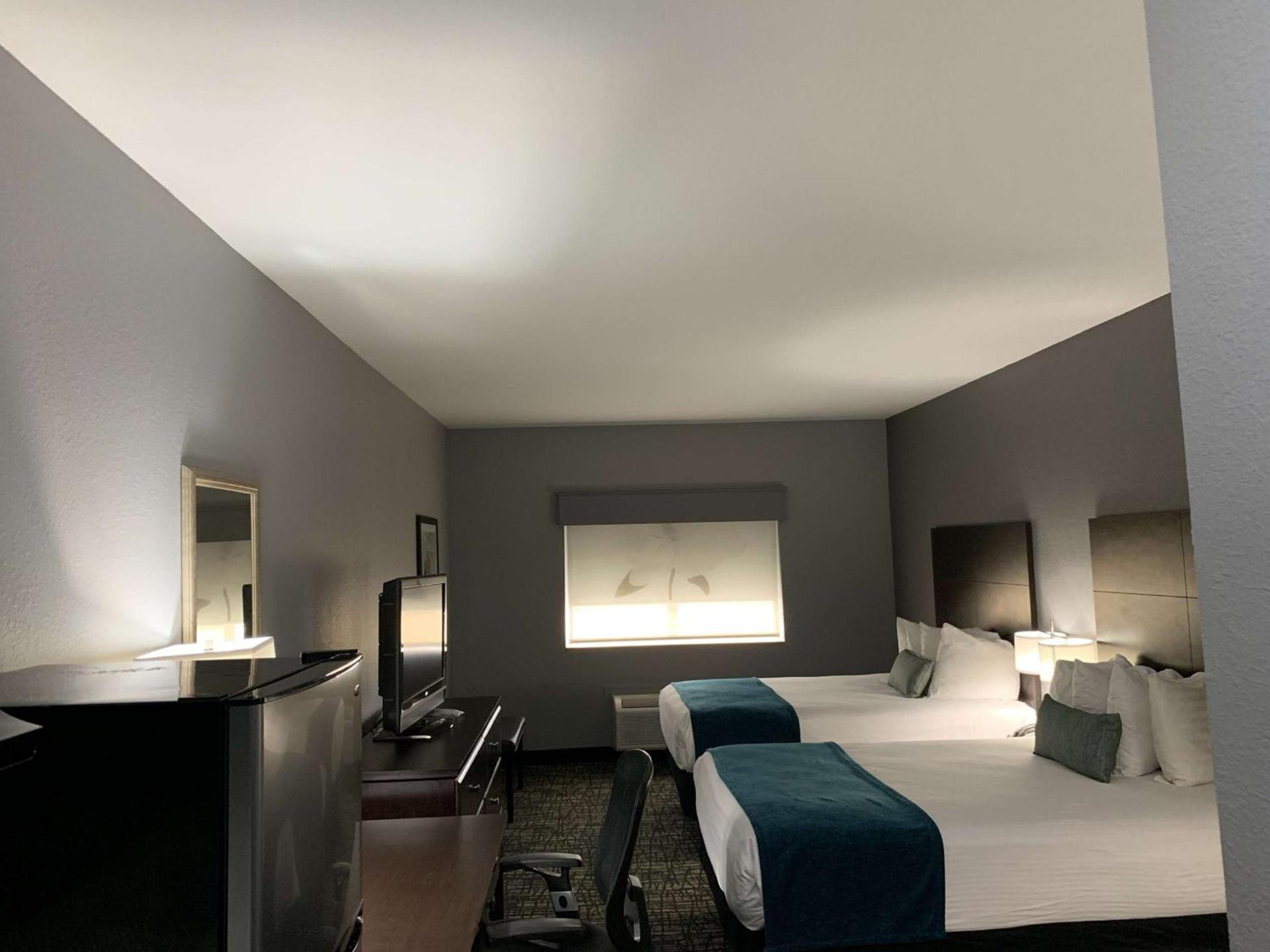 Best Western Plus Olive Branch Hotel & Suites photo 15