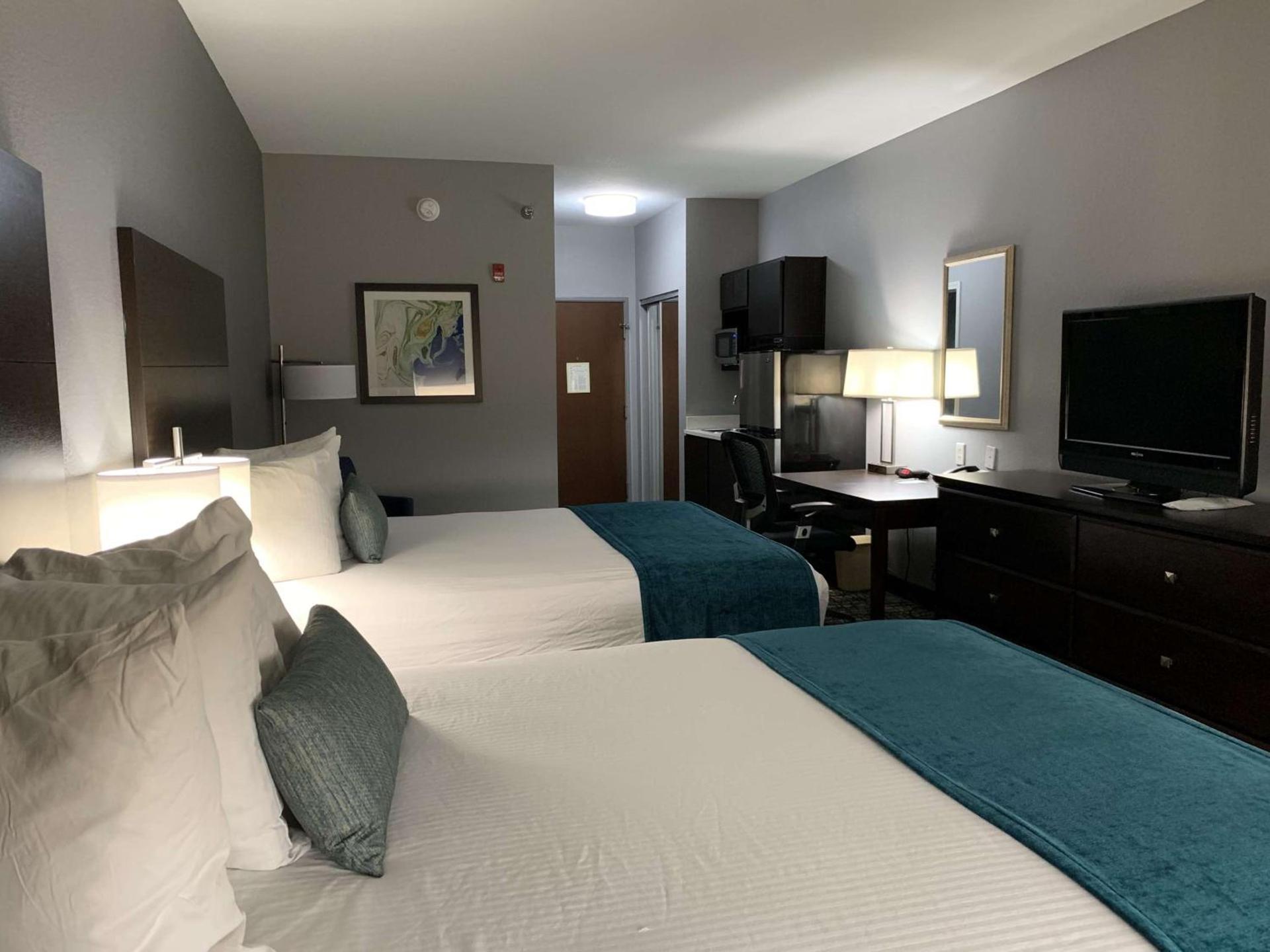 Best Western Plus Olive Branch Hotel & Suites photo 13