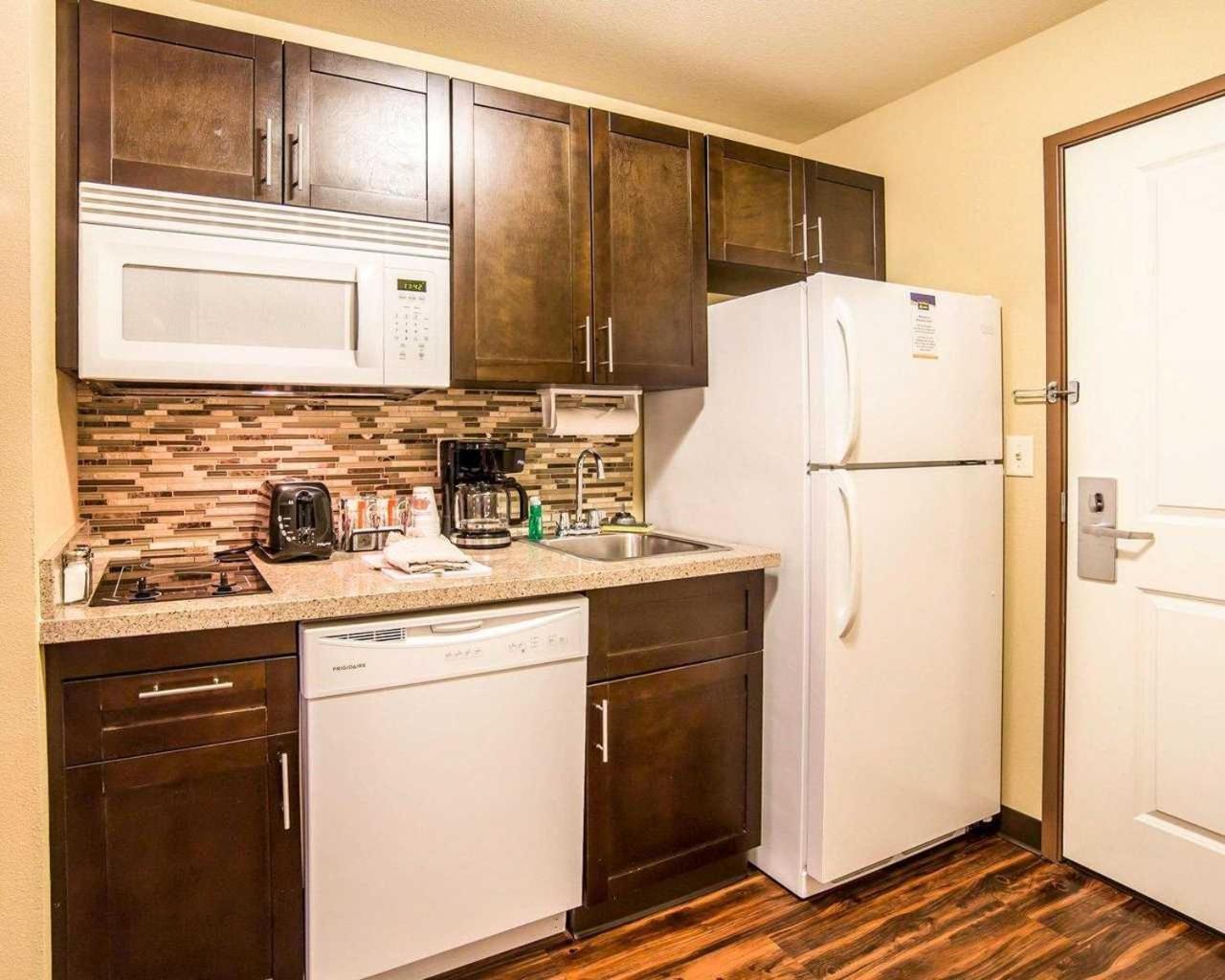 MainStay Suites Rapid City photo 8