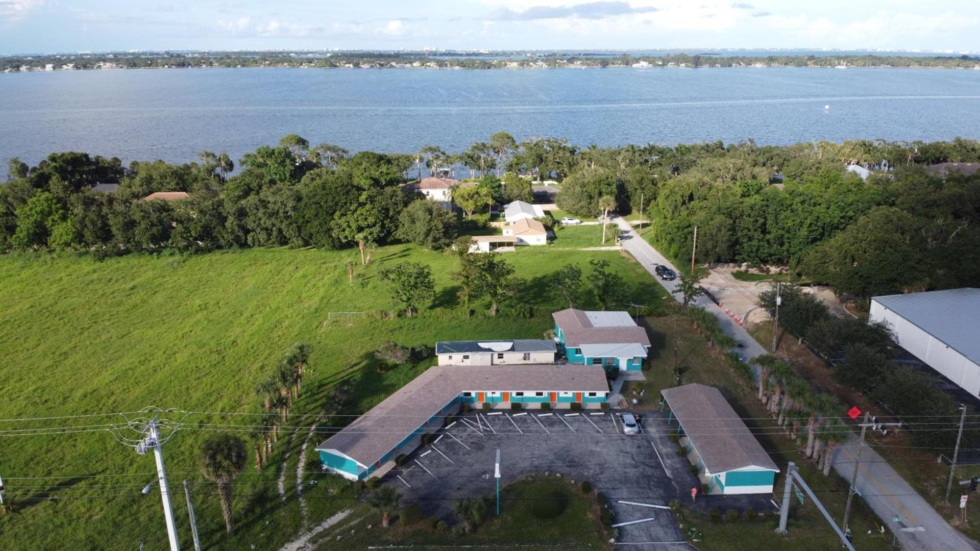 The Bonsai — hotel in Rockledge
