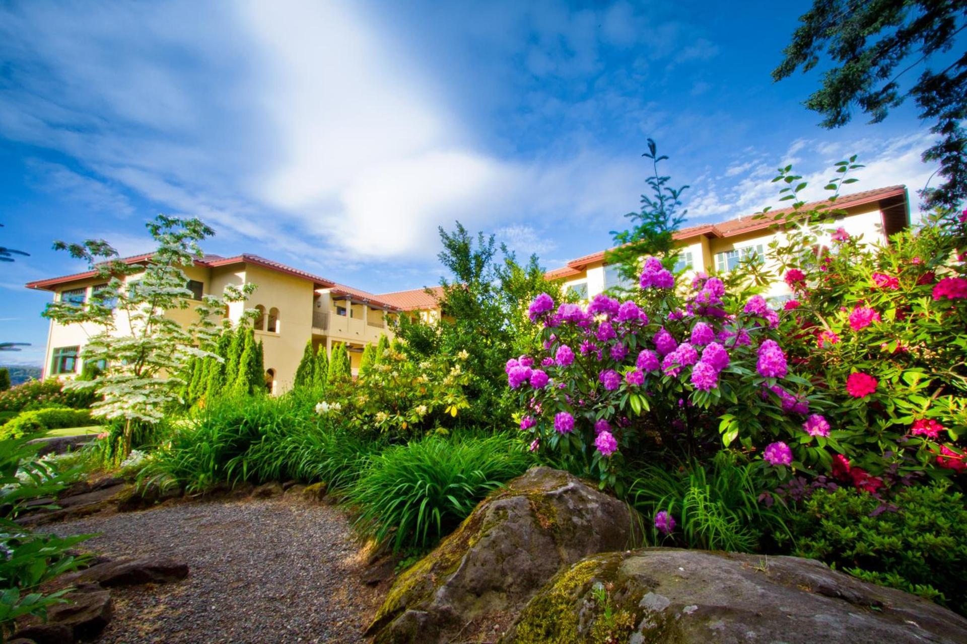 Columbia Cliff Villas photo 32