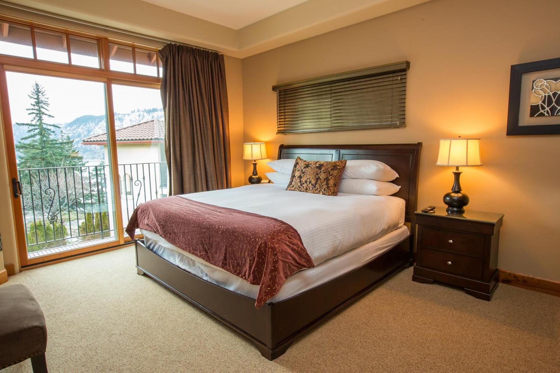 Columbia Cliff Villas photo 12