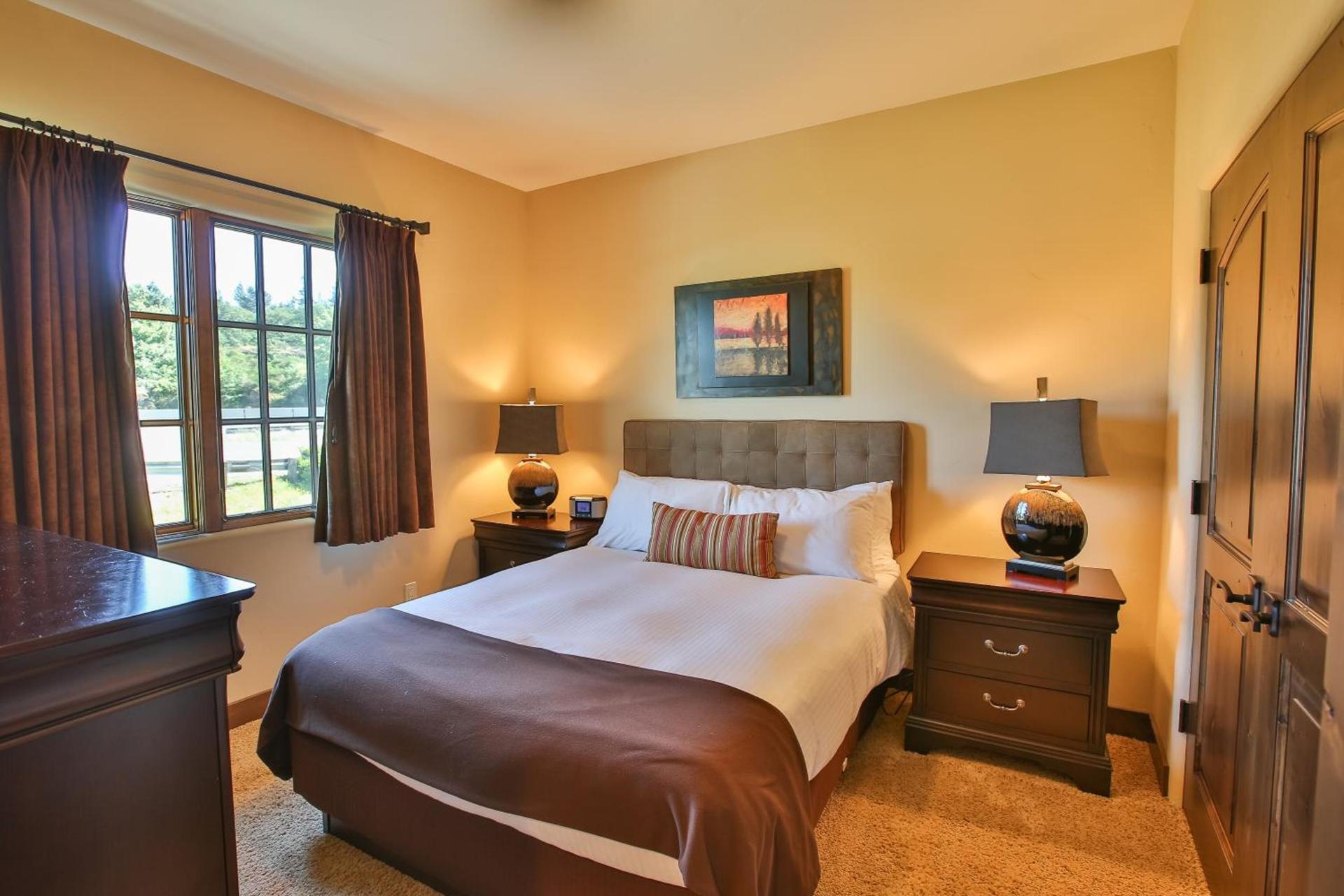 Columbia Cliff Villas photo 21