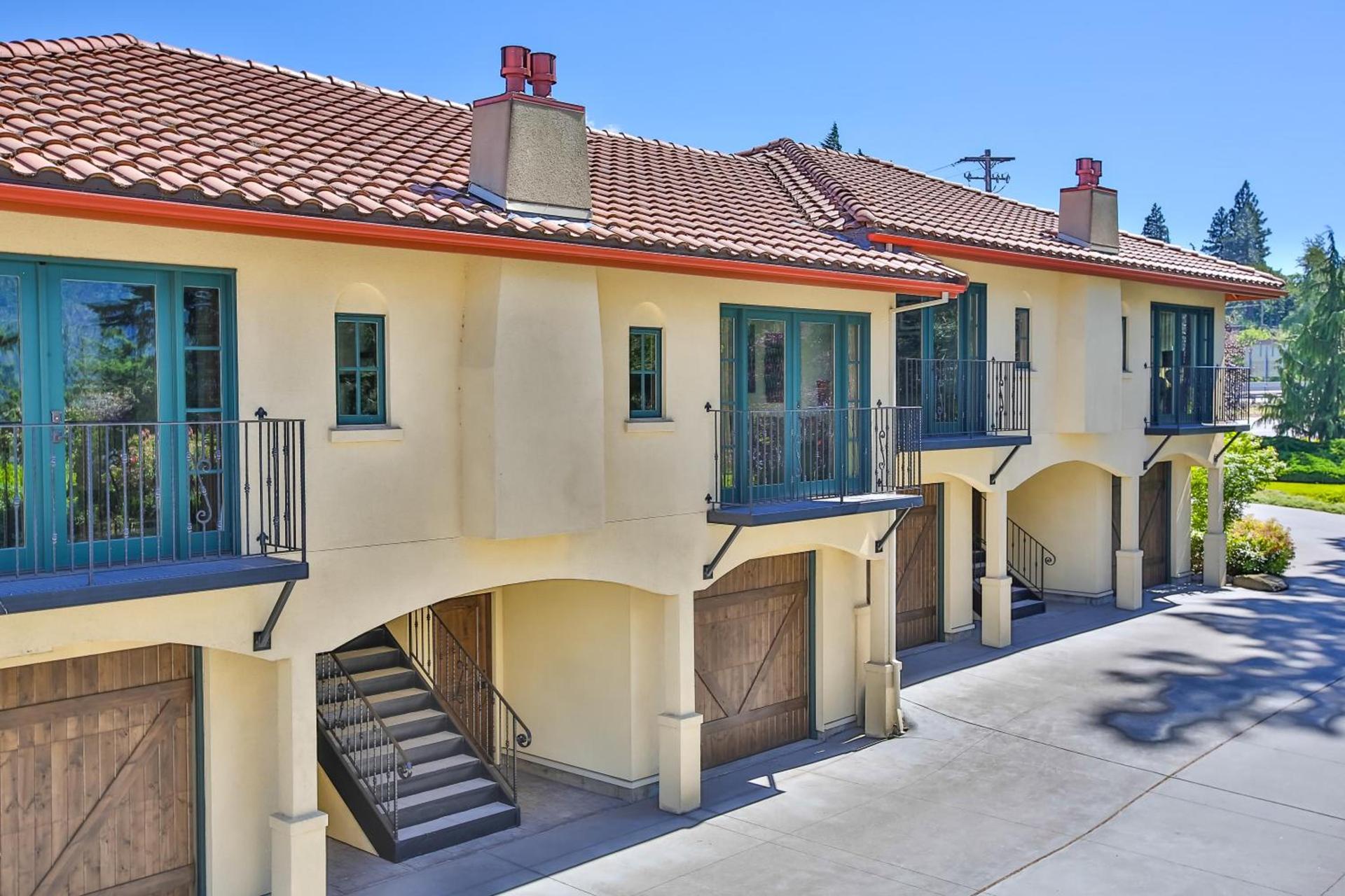 Columbia Cliff Villas photo 24