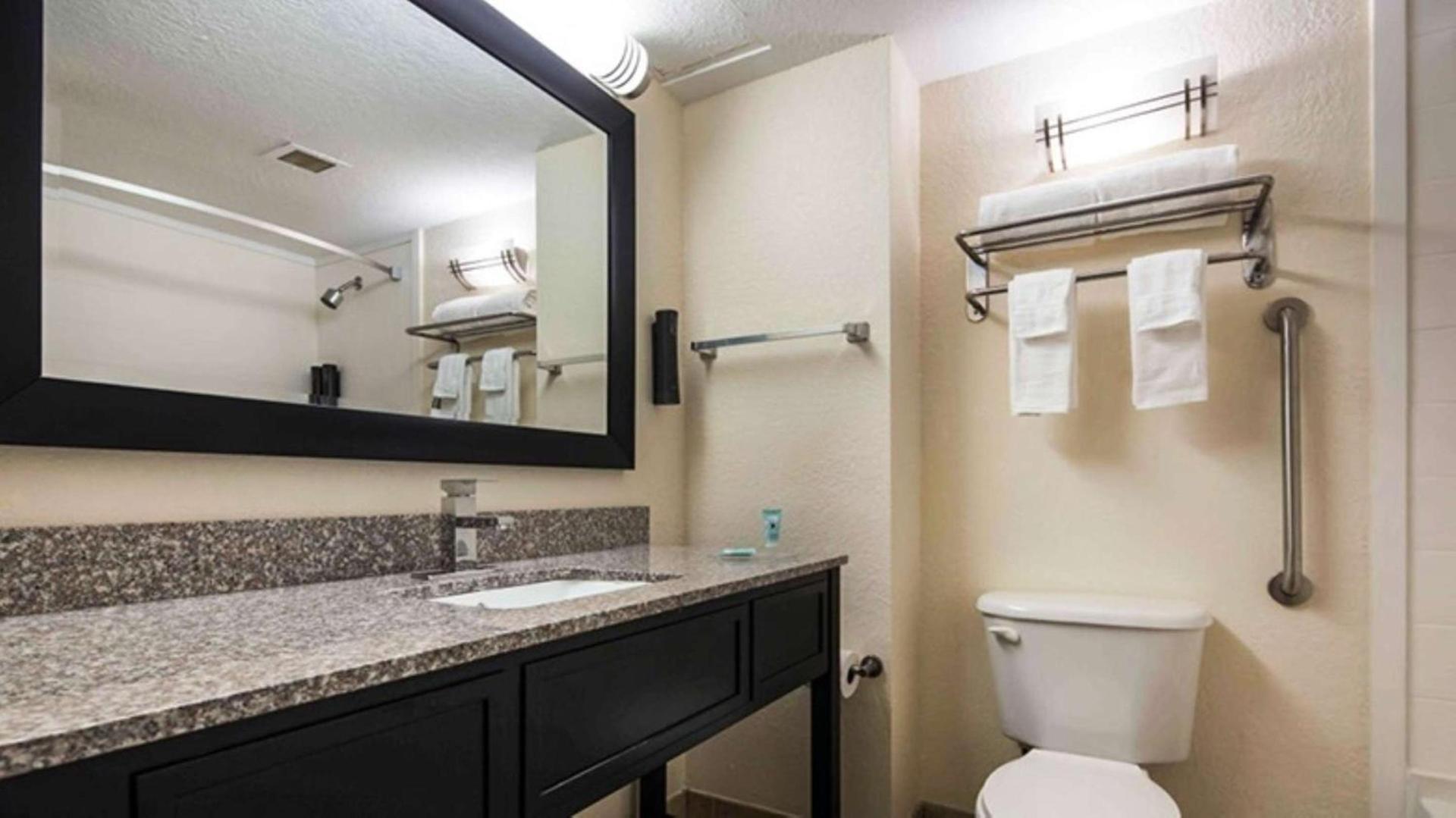 Best Western Mulberry Hotel photo 14