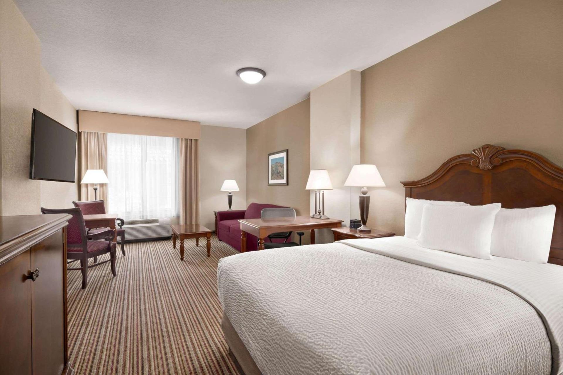 La Quinta by Wyndham Trinidad photo 25