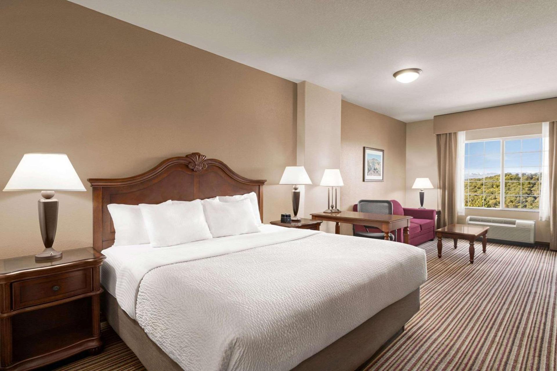 La Quinta by Wyndham Trinidad photo 13