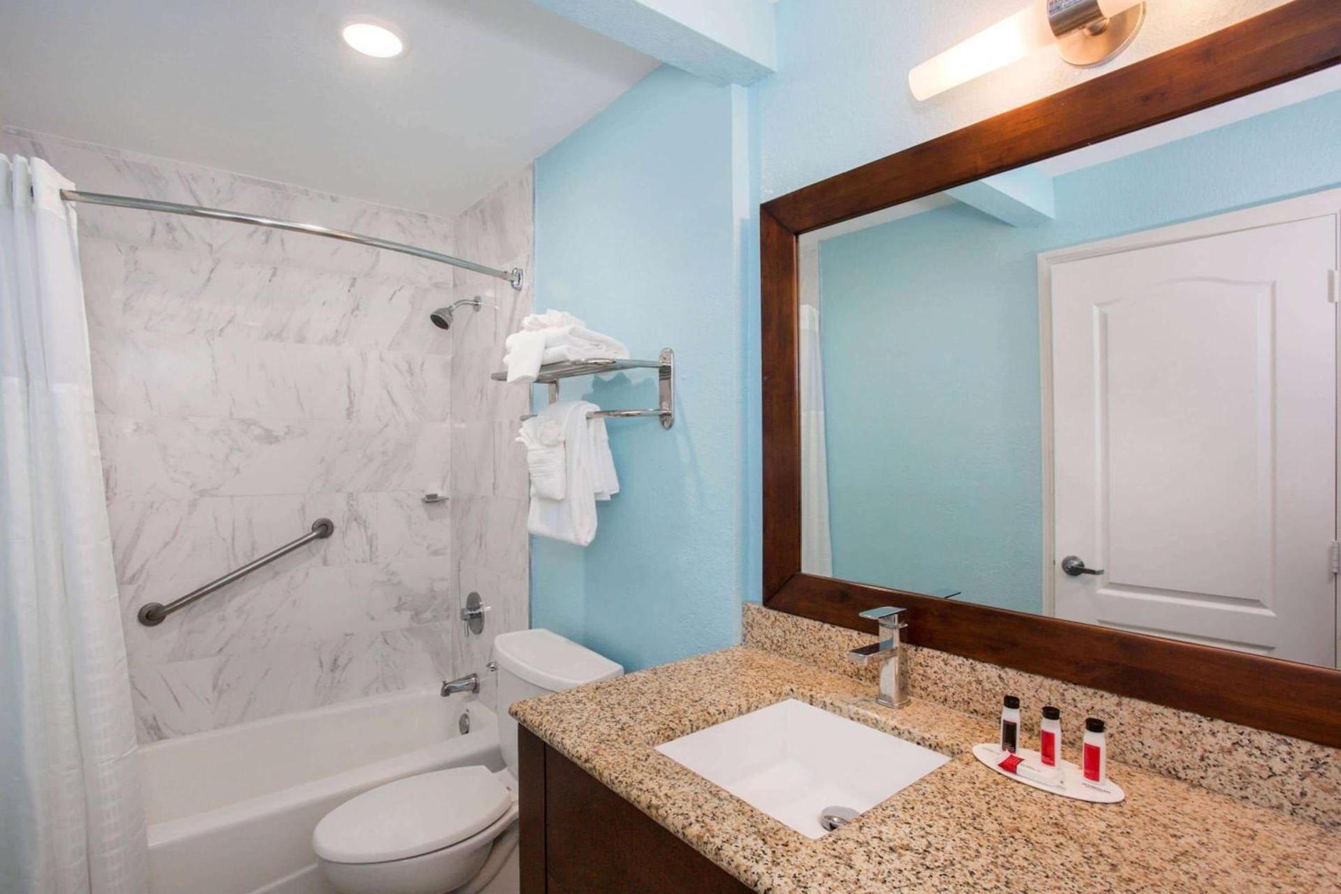 Days Inn by Wyndham Florida City photo 13