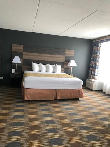 Baymont by Wyndham - Chicago - Addison - O'Hare photo 23