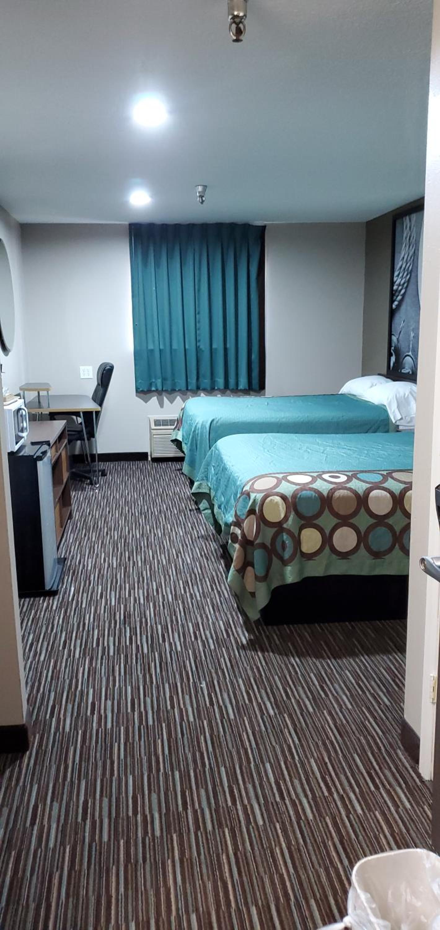 Super 8 by Wyndham Chickasha photo 11
