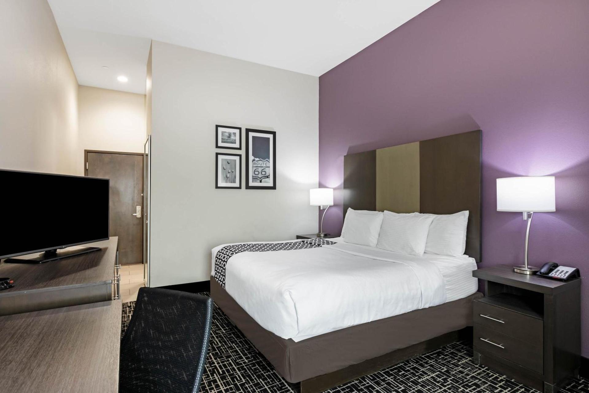 Comfort Inn & Suites photo 4